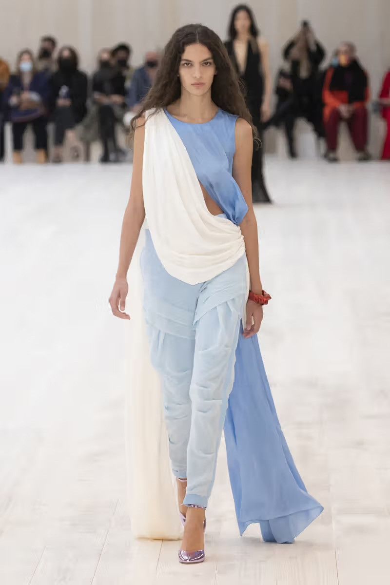 Loewe (NEW WITH TAGS) Loewe S/S 2022 Runway Draped Top Size XS / US 0-2 / IT 36-38 - 7 Thumbnail