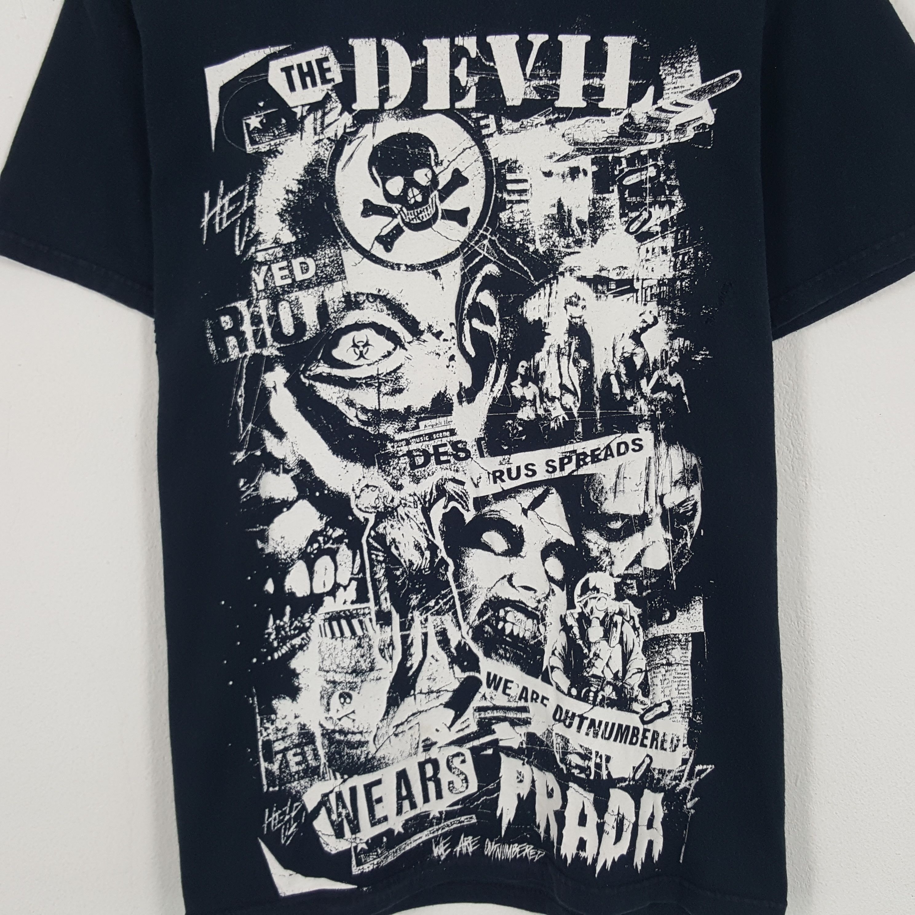 Vintage Vintage Devil Rock Tshirt Size US M / EU 48-50 / 2 - 2 Thumbnail