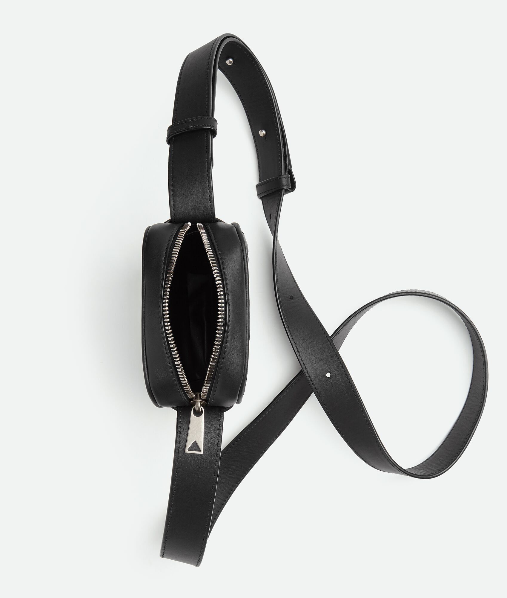 Bottega Veneta o1n1vont0225 Size: OS / Intrecciato Zipped Phone Pouch Black Size ONE SIZE - 4 Thumbnail