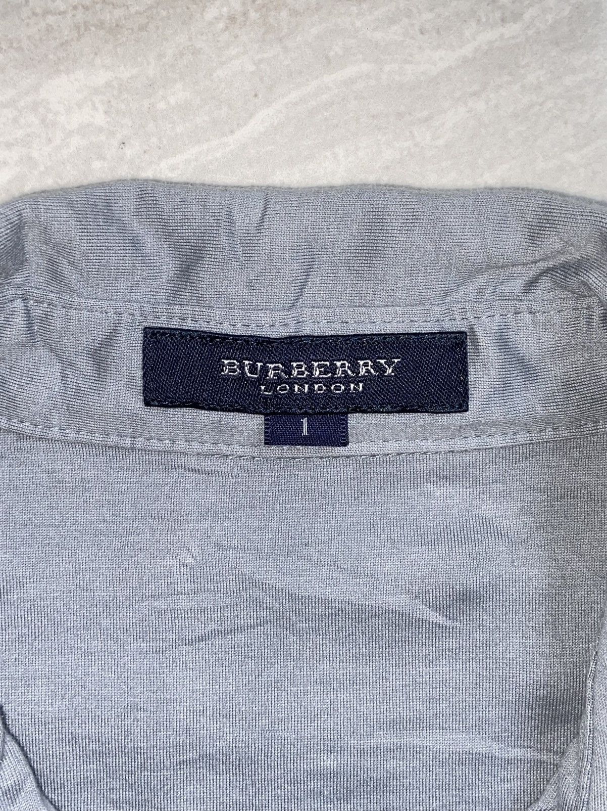 Burberry BURBERRY Grey T-Shirt Size US XS / EU 42 / 0 - 6 Thumbnail