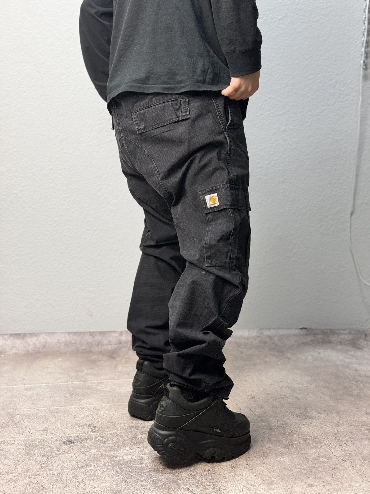 Carhartt × Vintage Vintage Cargo pants Carhartt wip baggy fit y2k sk8 opium Size US 34 / EU 50 - 1 Thumbnail