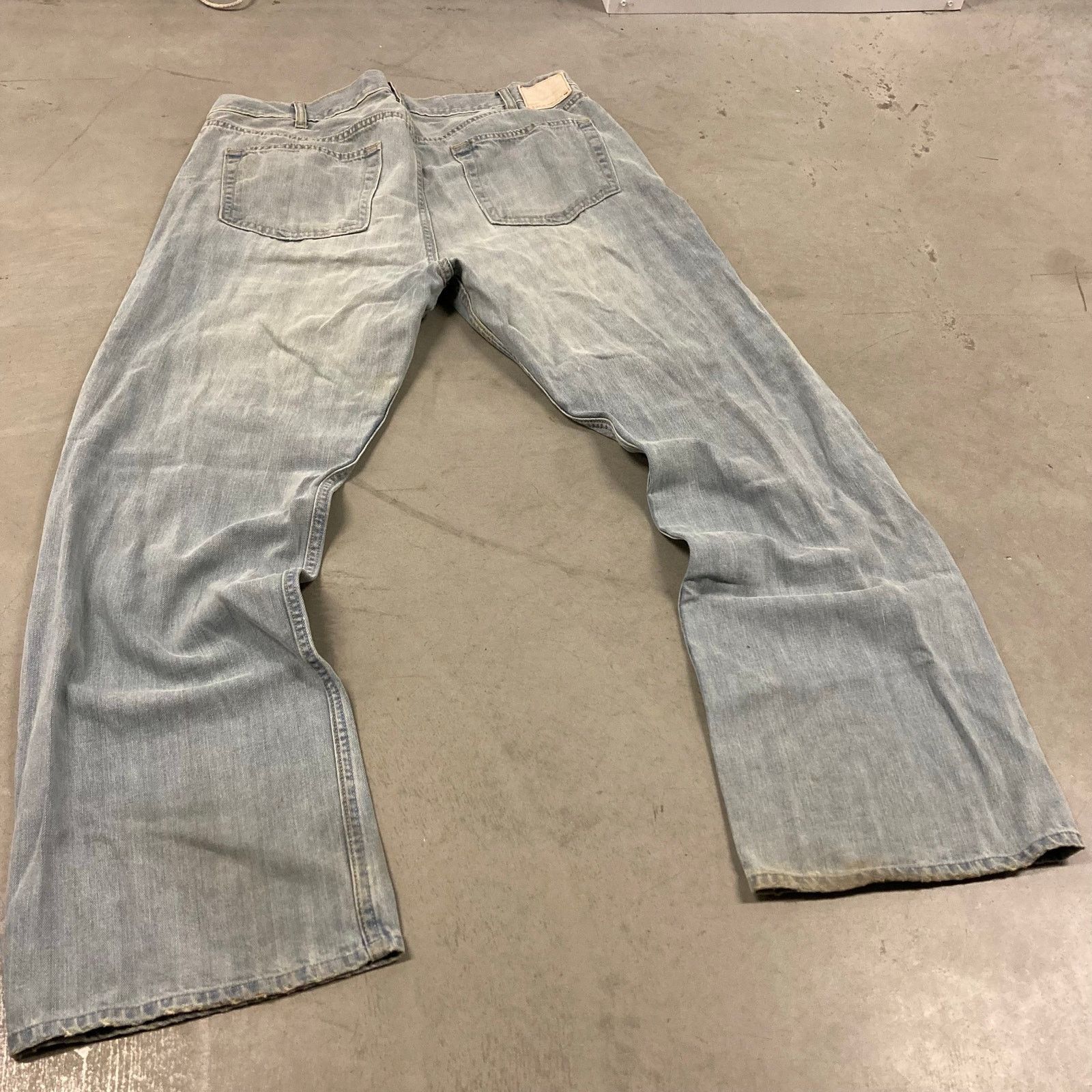 Gap Baggy distressed gap bootcut jeans 38x32 Size US 38 / EU 54 - 2 Thumbnail