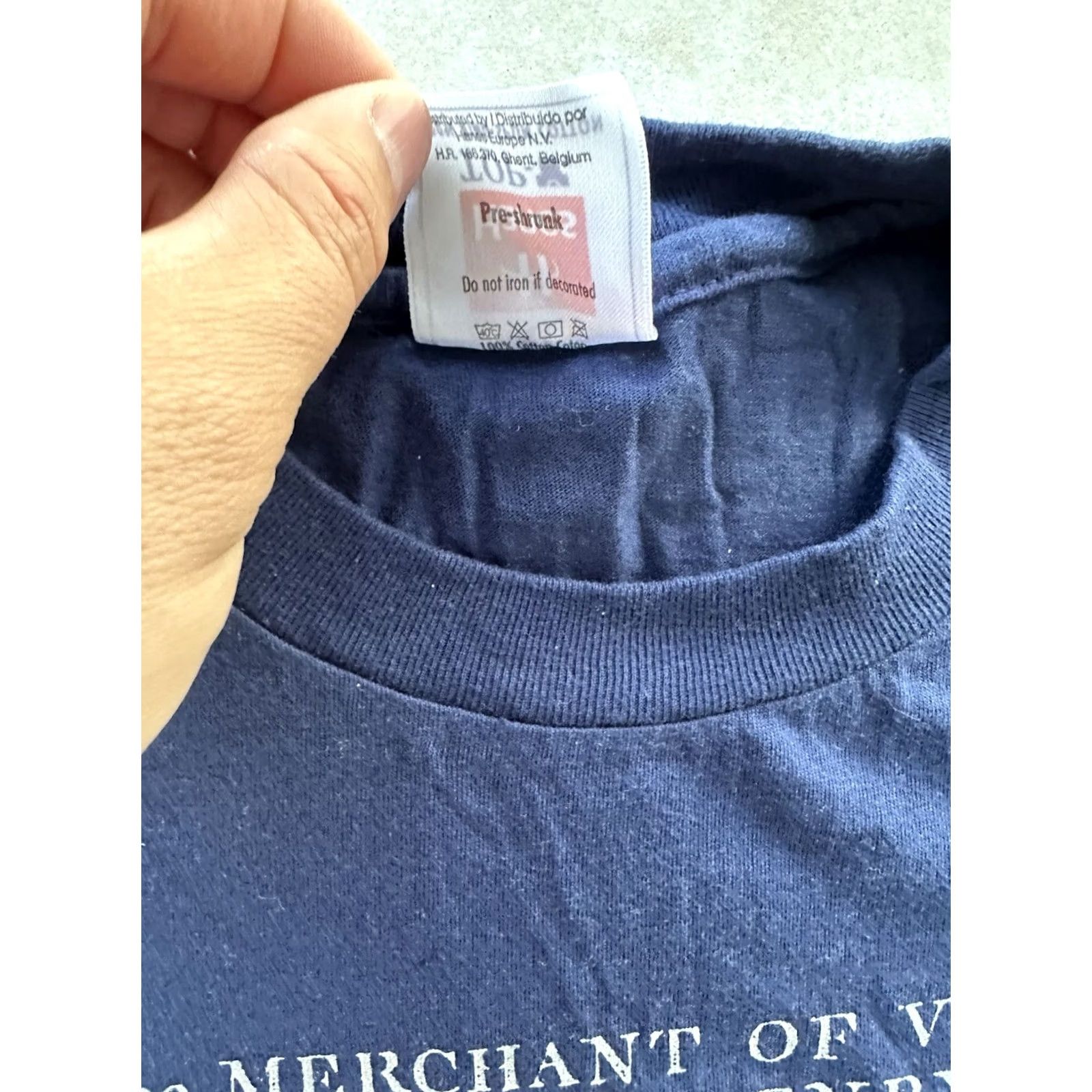 Hanes VINTAGE 90s William Shakespeare Comedies, Histories, Tragedies T-Shirt Hanes XL Navy Blue Men Short Sleeve Tee Size US XL / EU 56 / 4 - 4 Thumbnail
