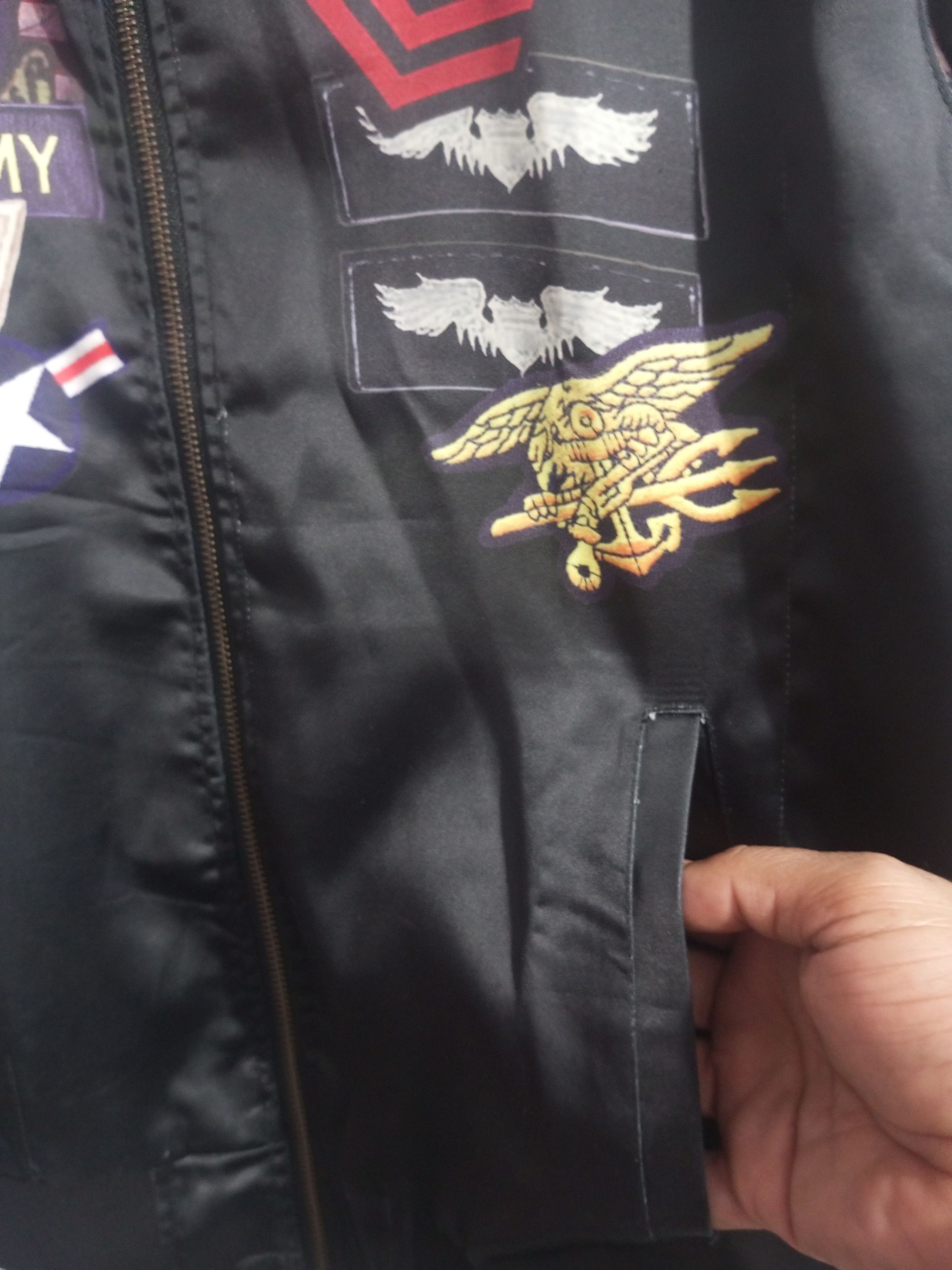 20471120 In the attic military camo bombers jacket Size US L / EU 52-54 / 3 - 10 Thumbnail