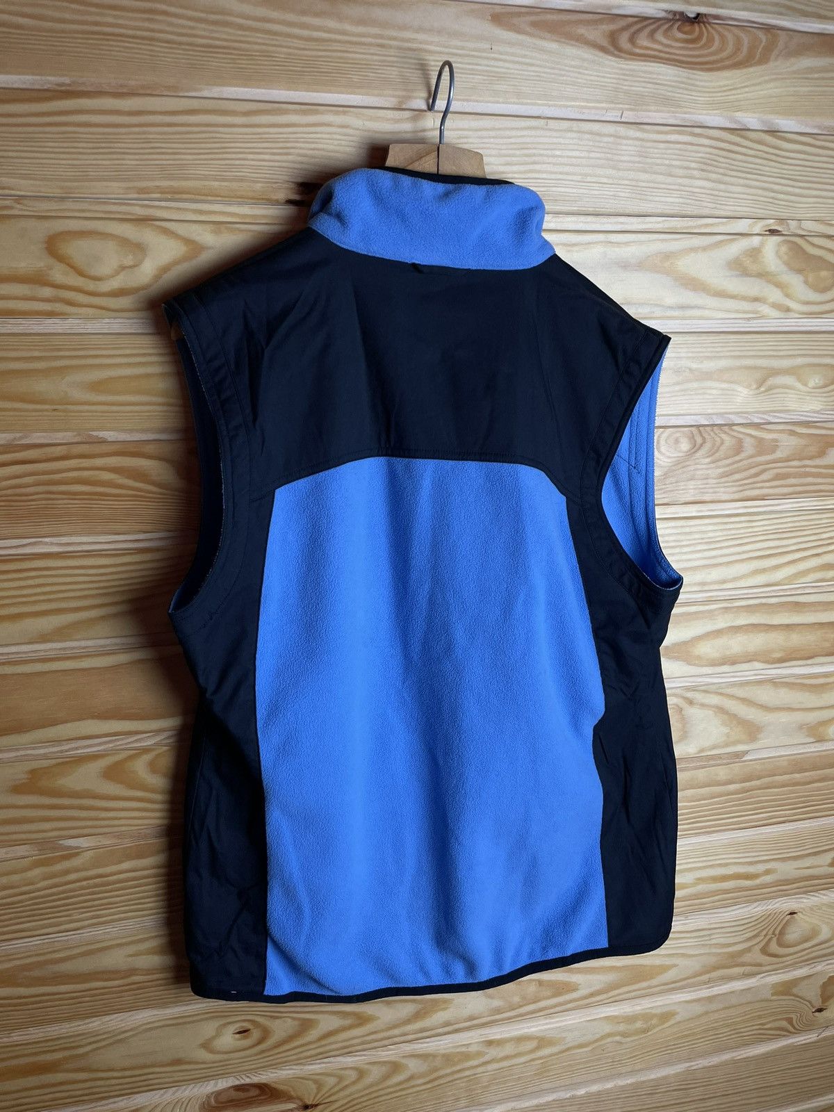Oakley × Vintage Vintage Oakley Full Zip Vest Gorpcore Y2K Size US L / EU 52-54 / 3 - 5 Thumbnail