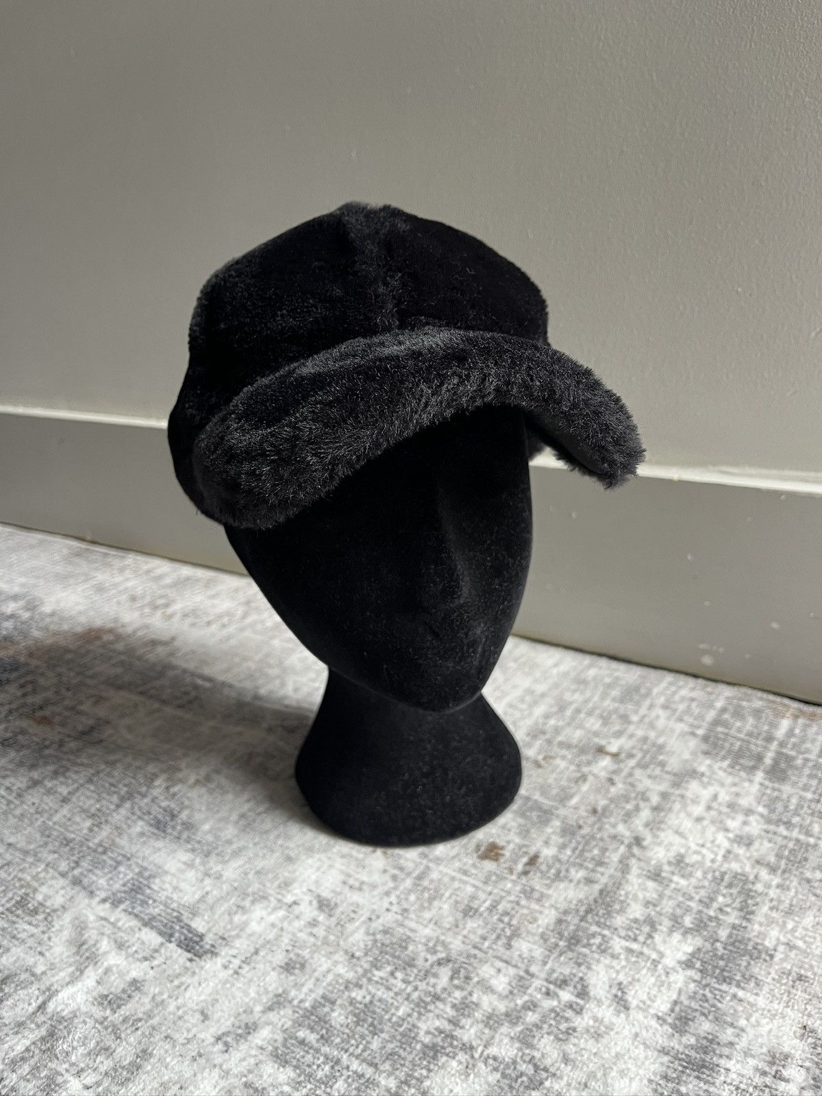 New Era New Era Faux Fur Hat (unisex) Size ONE SIZE - 3 Thumbnail