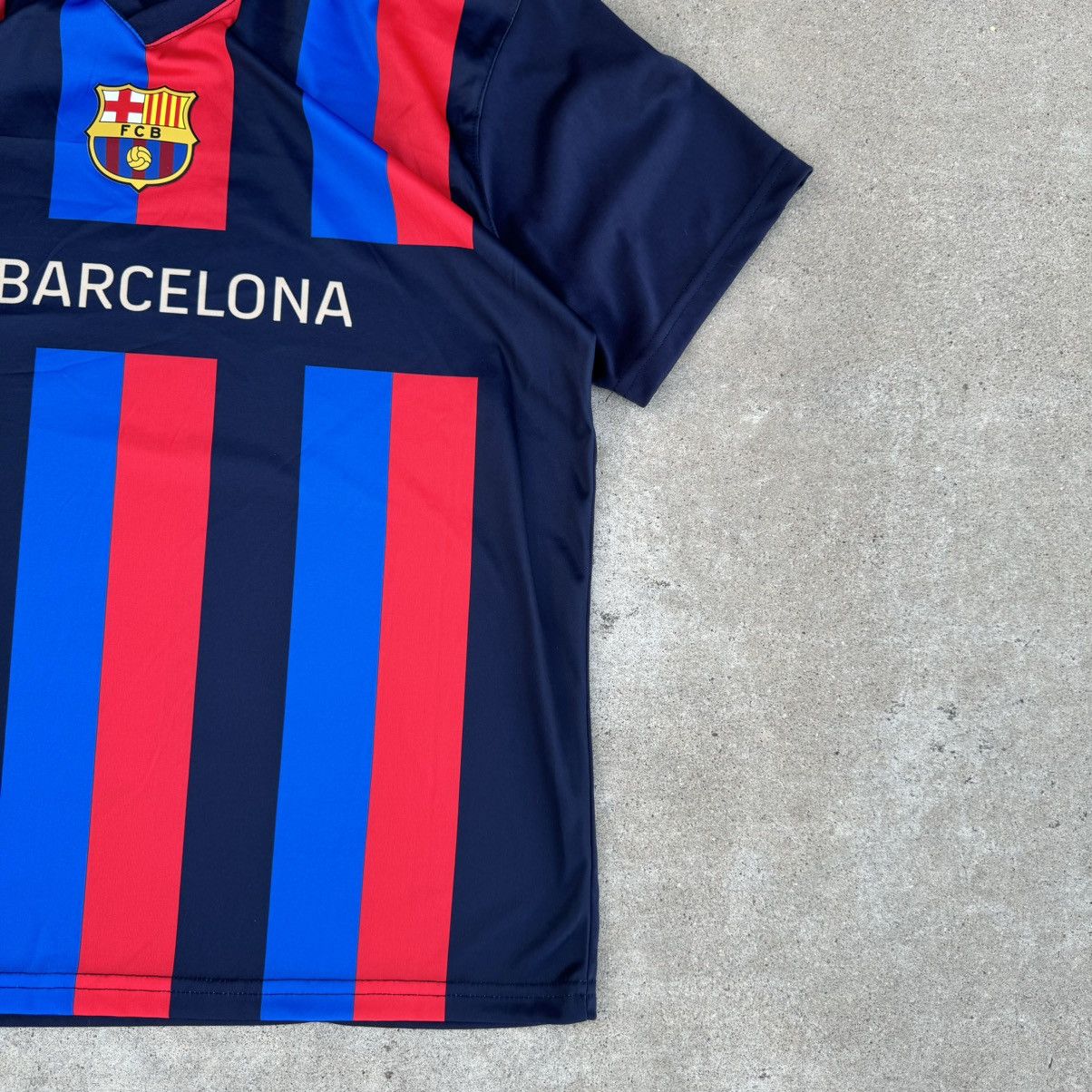 Adidas × Nike Vintage Y2K Blue FC Barcelona Soccer Jersey Kit Fits Large Size US XL / EU 56 / 4 - 4 Thumbnail