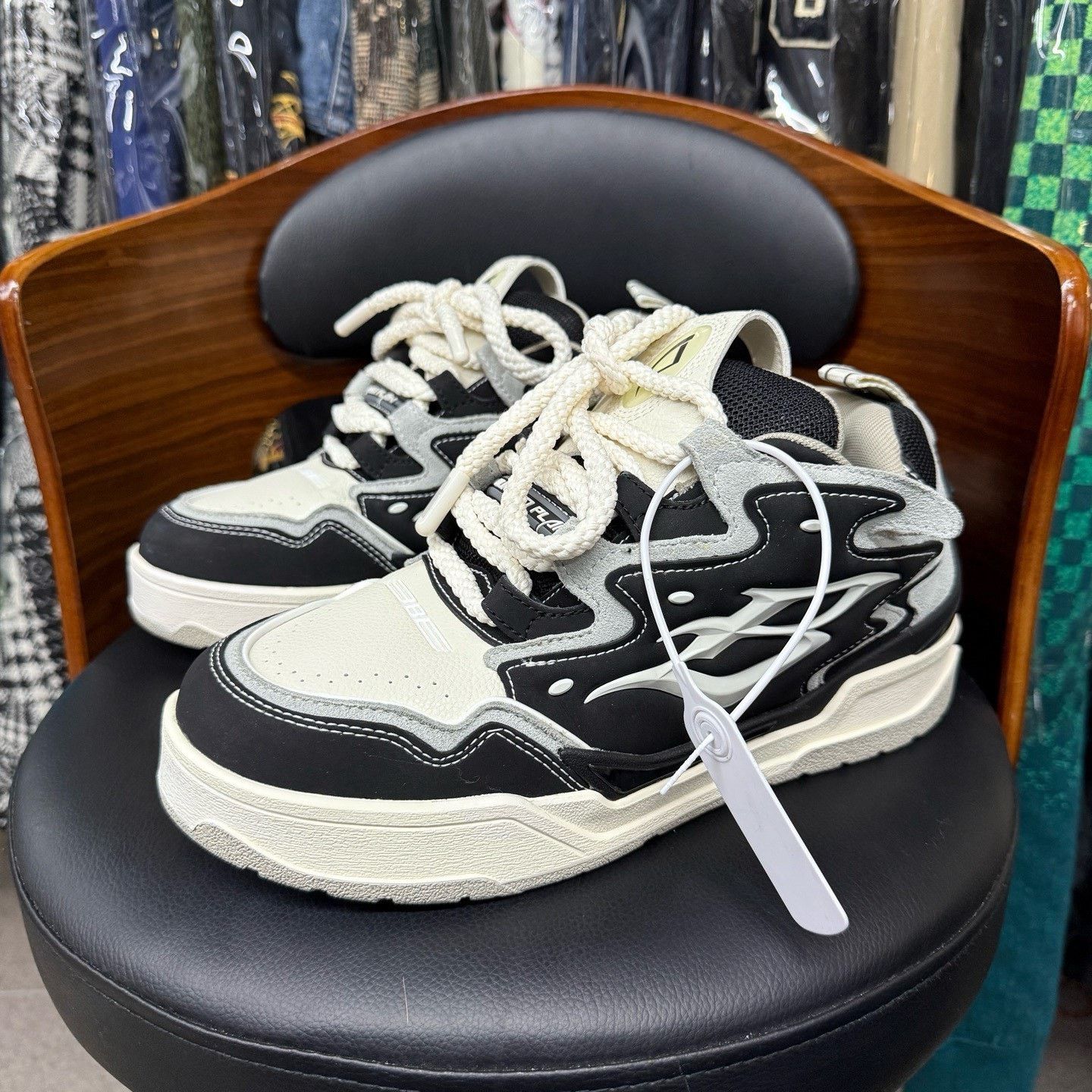 Other Black Lowtop Sneakers 43 Men Size US 10 / EU 43 - 1 Thumbnail