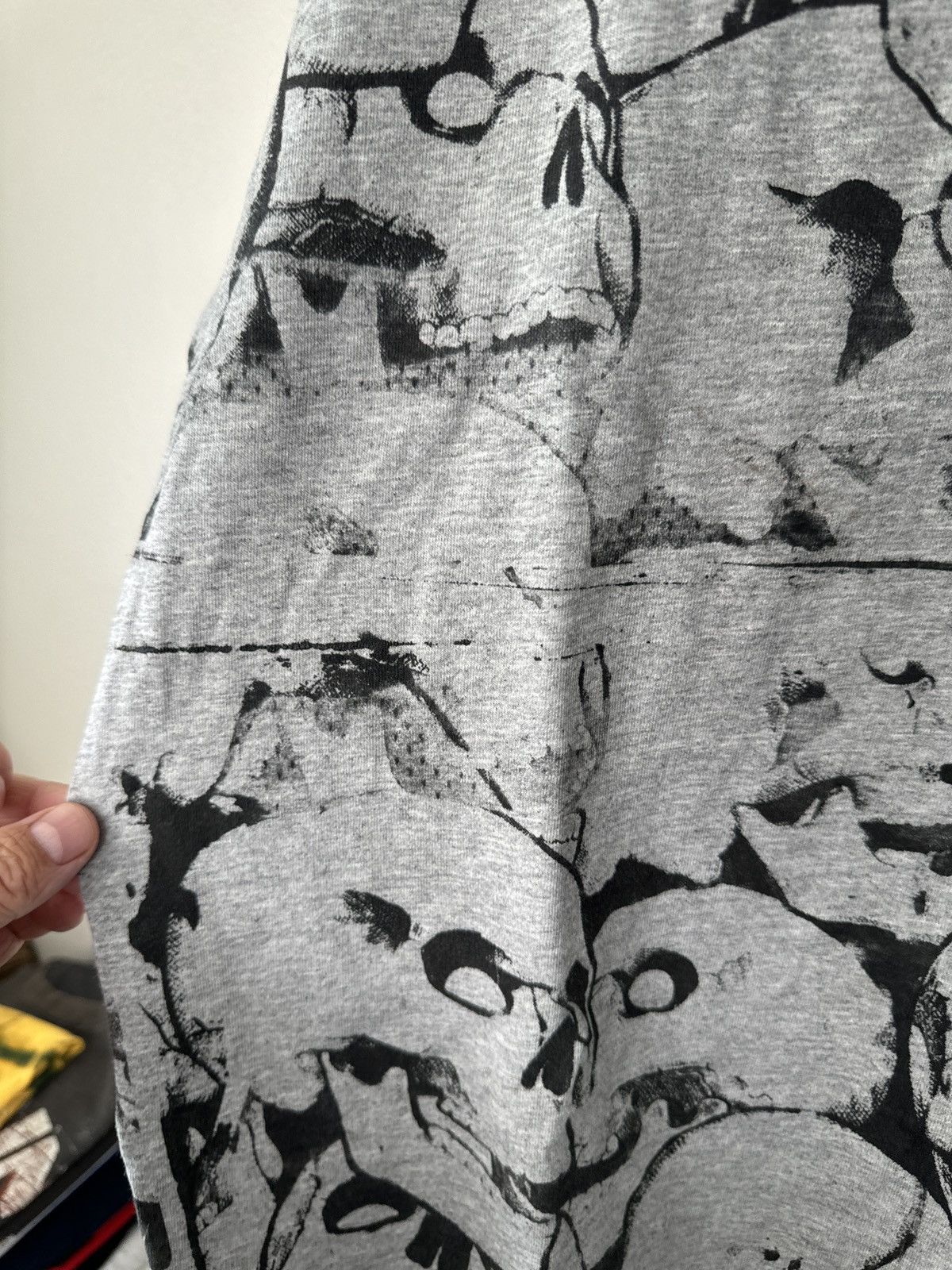 Nike × Vintage Vintage Nike Y2K Silver Tag Custom Skulls AOP T Shirt Size US XL / EU 56 / 4 - 2 Thumbnail