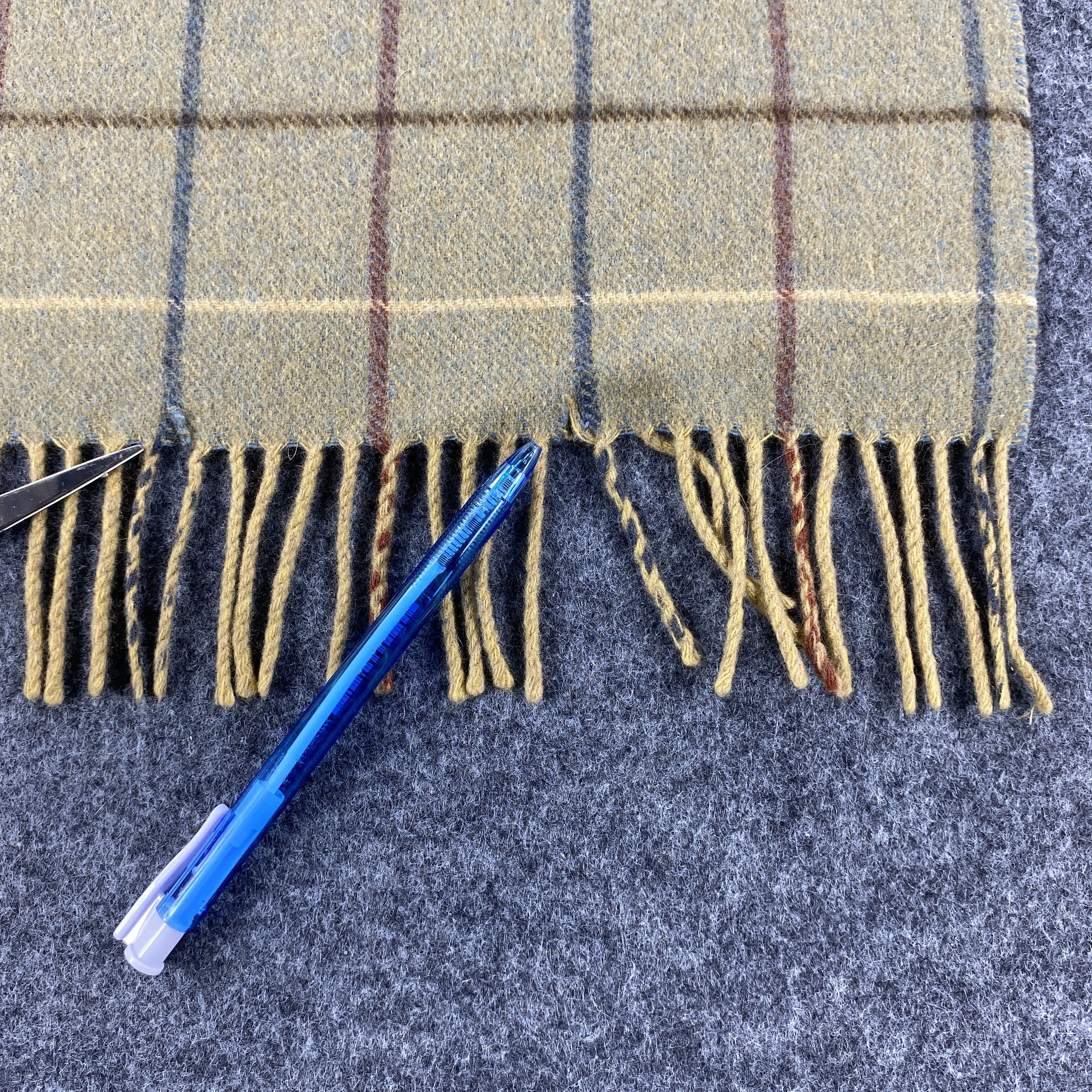 Burberry × Vintage Burberrys Scarf # Muffler # Neckwear # D540 Size ONE SIZE - 5 Thumbnail