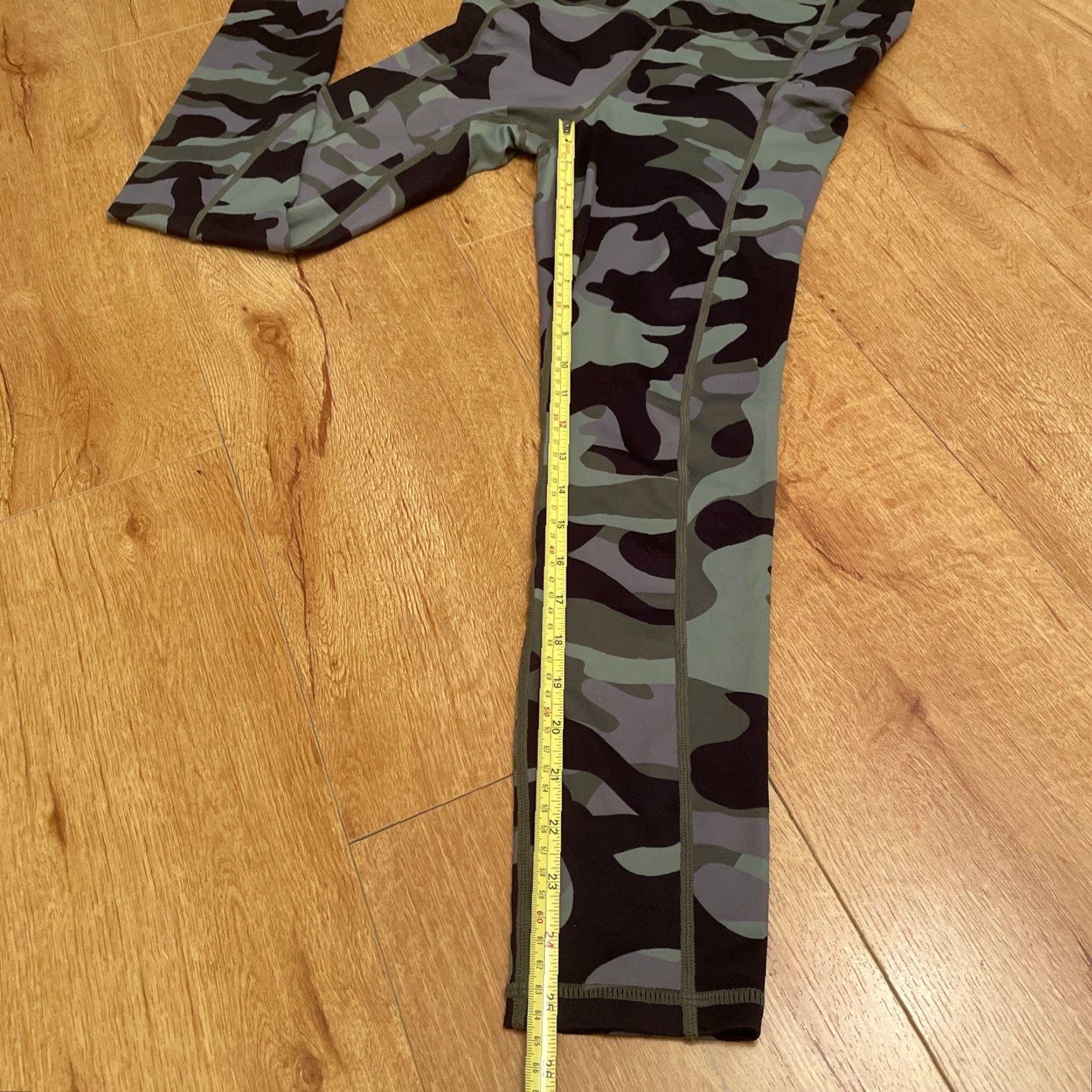 Vintage Zyia Active Leggings 7/8 Green Camo Pockets Yoga Running Athletic 6-8 Women Size 28" / US 6 / IT 42 - 6 Thumbnail