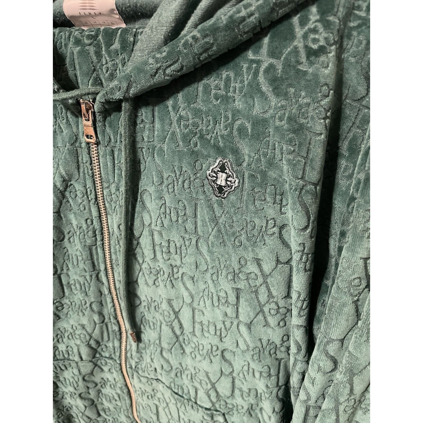 Fenty Size L/1XL-Men’s Savage Fenty Script Velour Green sweat Set Size US L / EU 52-54 / 3 - 4 Thumbnail