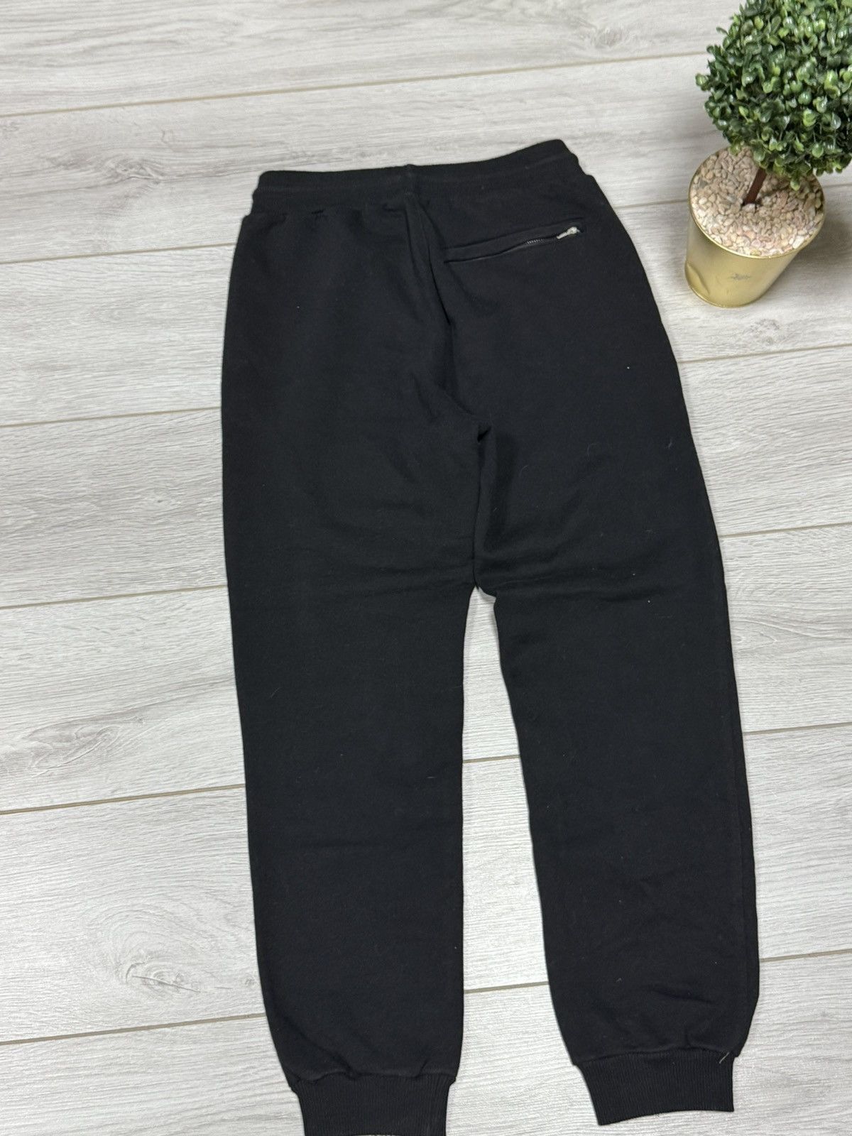 1017 ALYX 9SM Alyx Visual Black big Logo Sweatpants Size US 30 / EU 46 - 8 Thumbnail