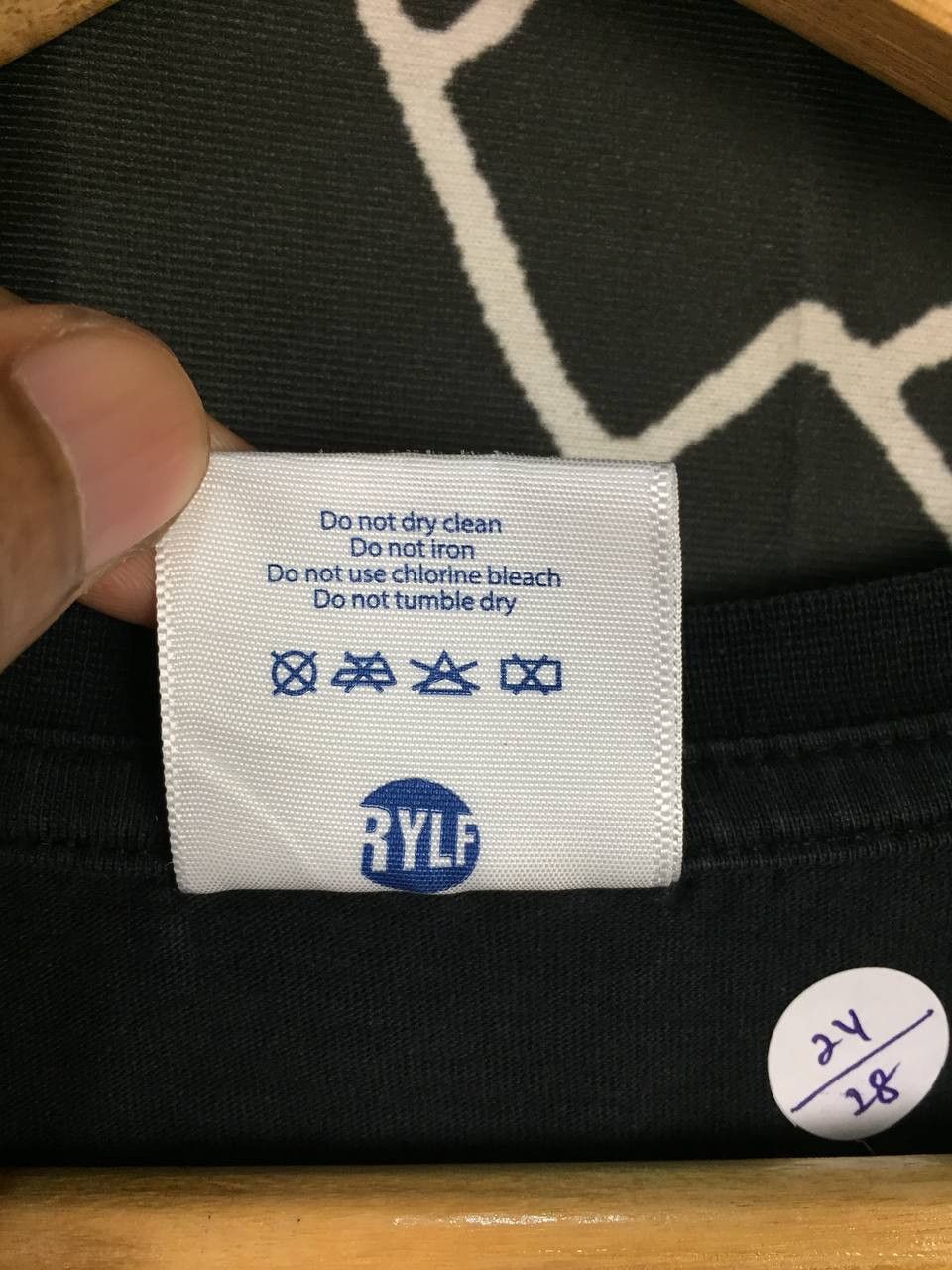 Other Royallife RYLF Korean Brand Spell Out Logo Tee Size US XL / EU 56 / 4 - 9 Thumbnail