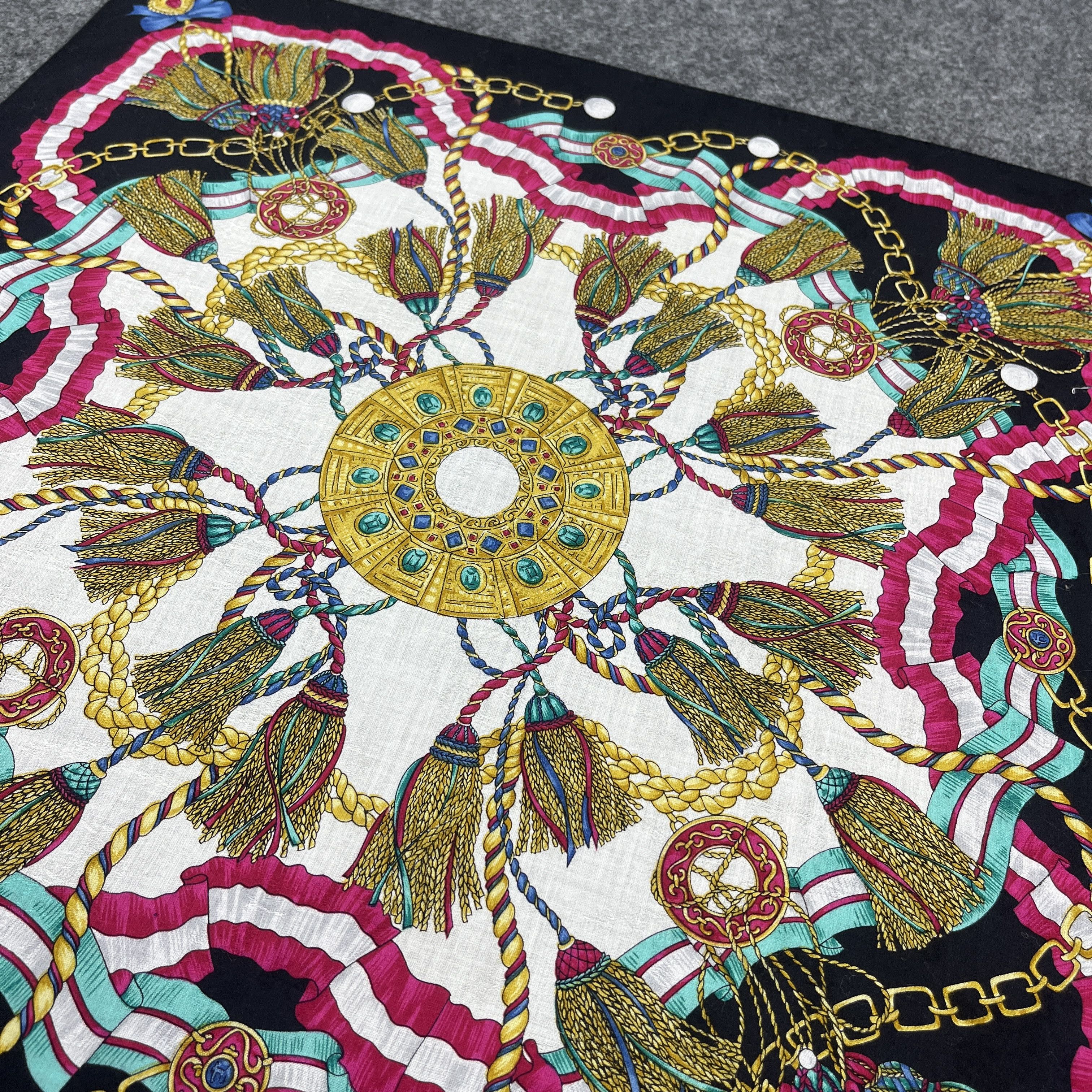 Roberta di Camerino Roberta Di Camerino Handkerchief / Neckerchief B246 Size ONE SIZE - 7 Thumbnail