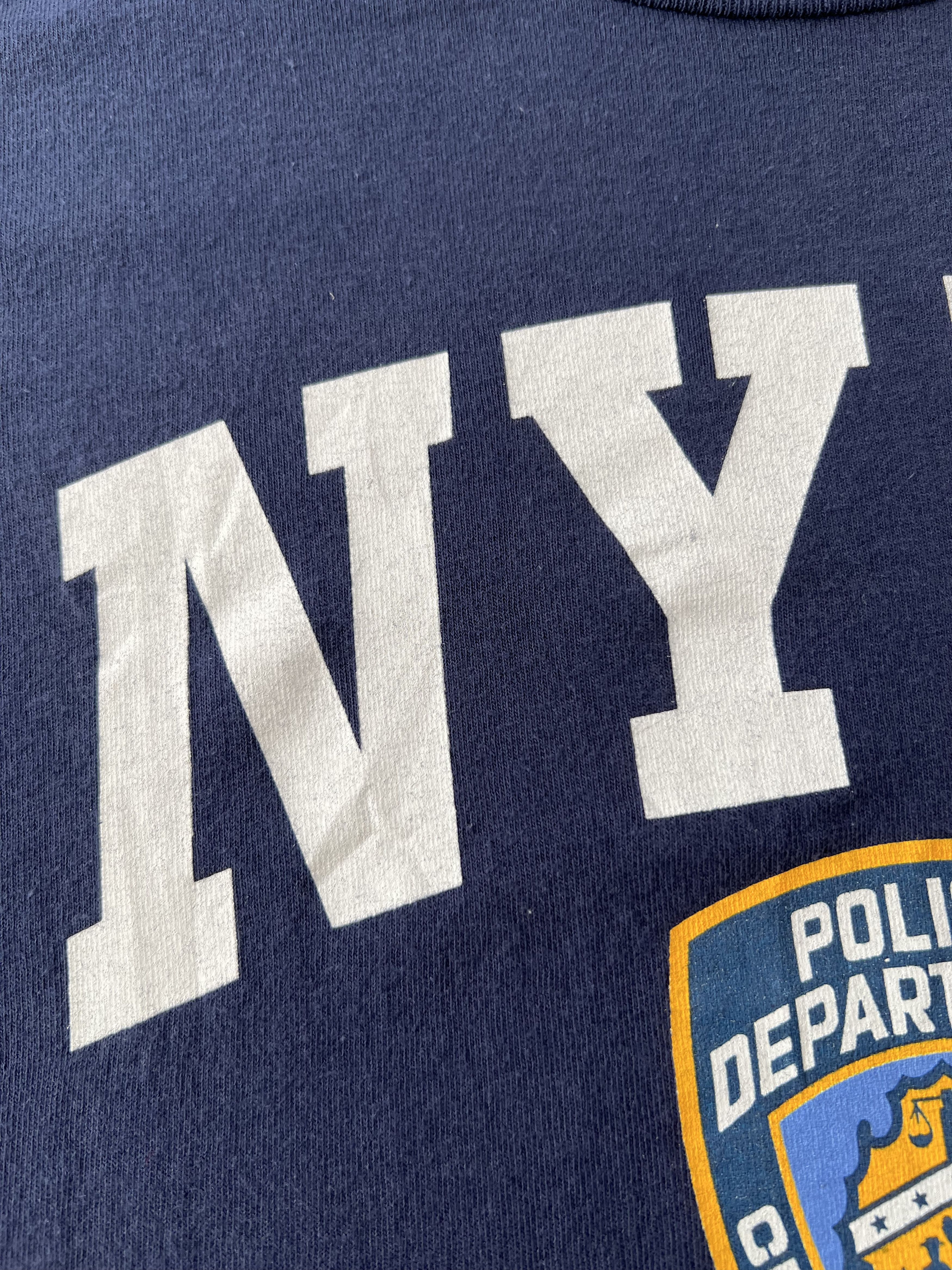 Vintage Vintage 2009 NYPD New York City Police Dept Navy T-shirt Size US L / EU 52-54 / 3 - 4 Thumbnail