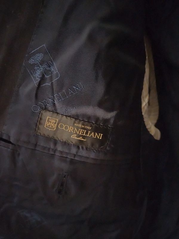 Corneliani Corneliani navy striped jacket Size US L / EU 52-54 / 3 - 3 Thumbnail