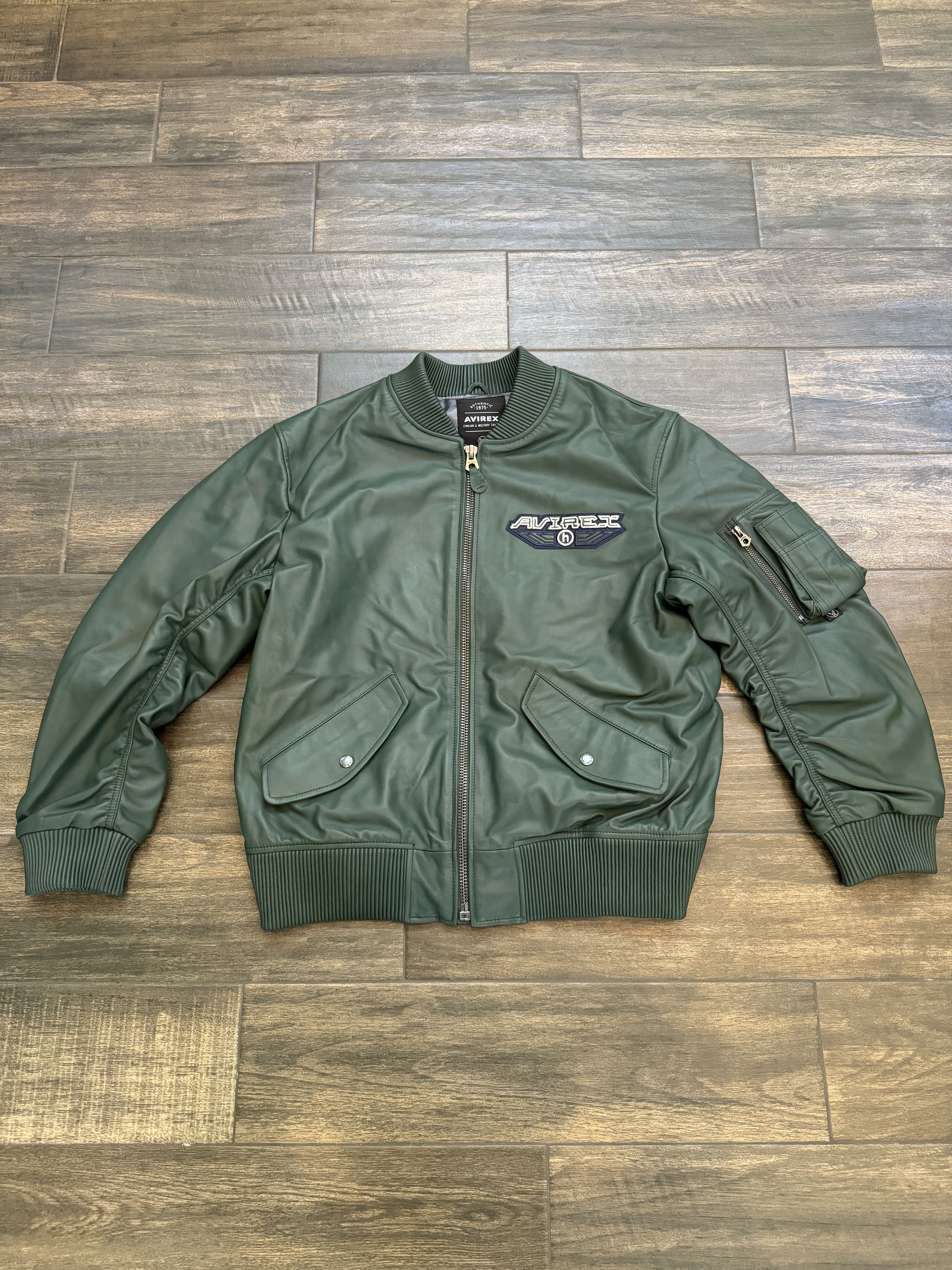 Avirex 1/30 HIDDEN NY x Avirex Worldwide Leather Bomber Jacket Size US M / EU 48-50 / 2 - 2 Thumbnail