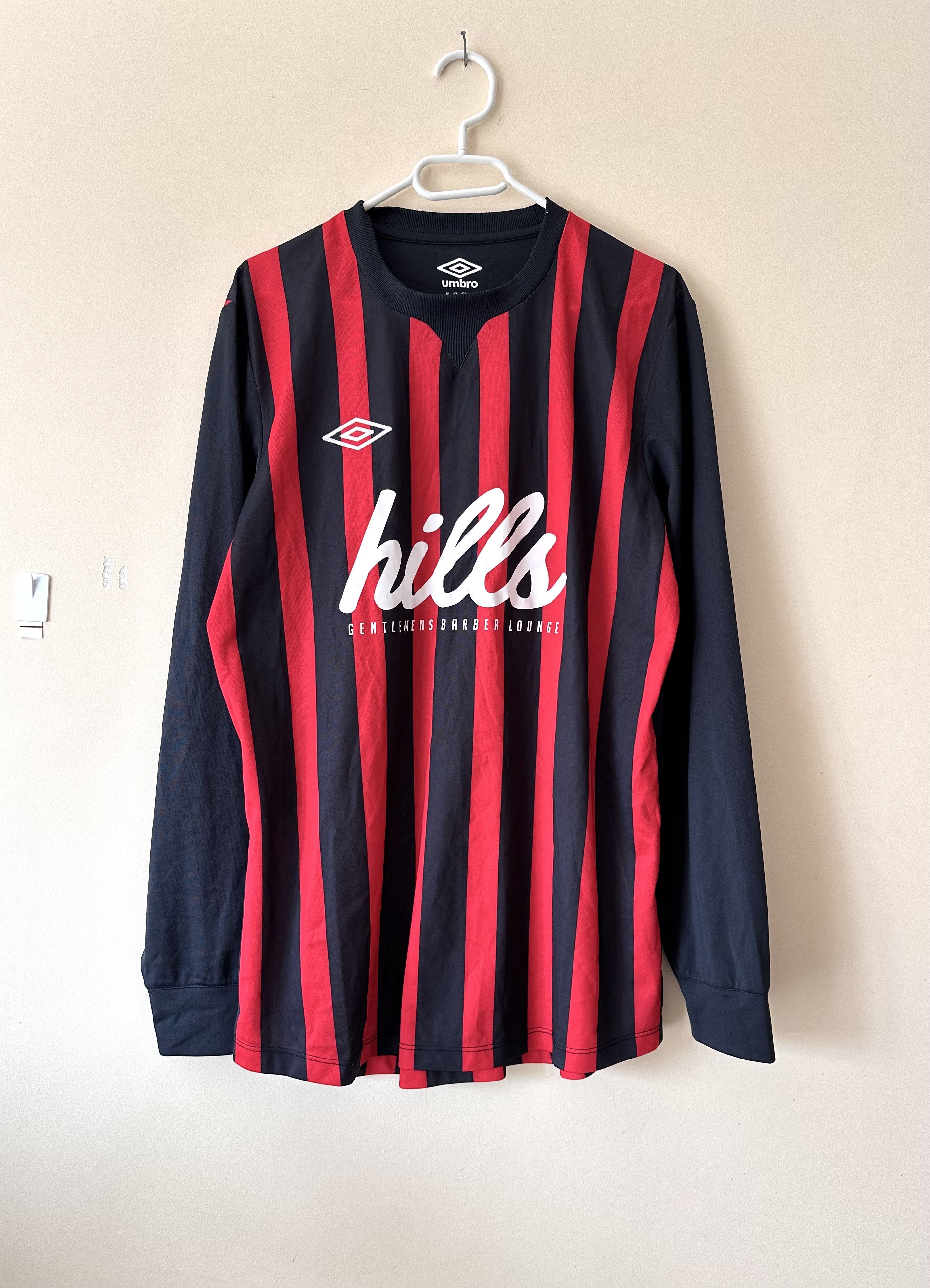 Umbro UMBRO x HILLS STREETWEAR MILAN FOOTBALL TEE Size US L / EU 52-54 / 3 - 1 Thumbnail
