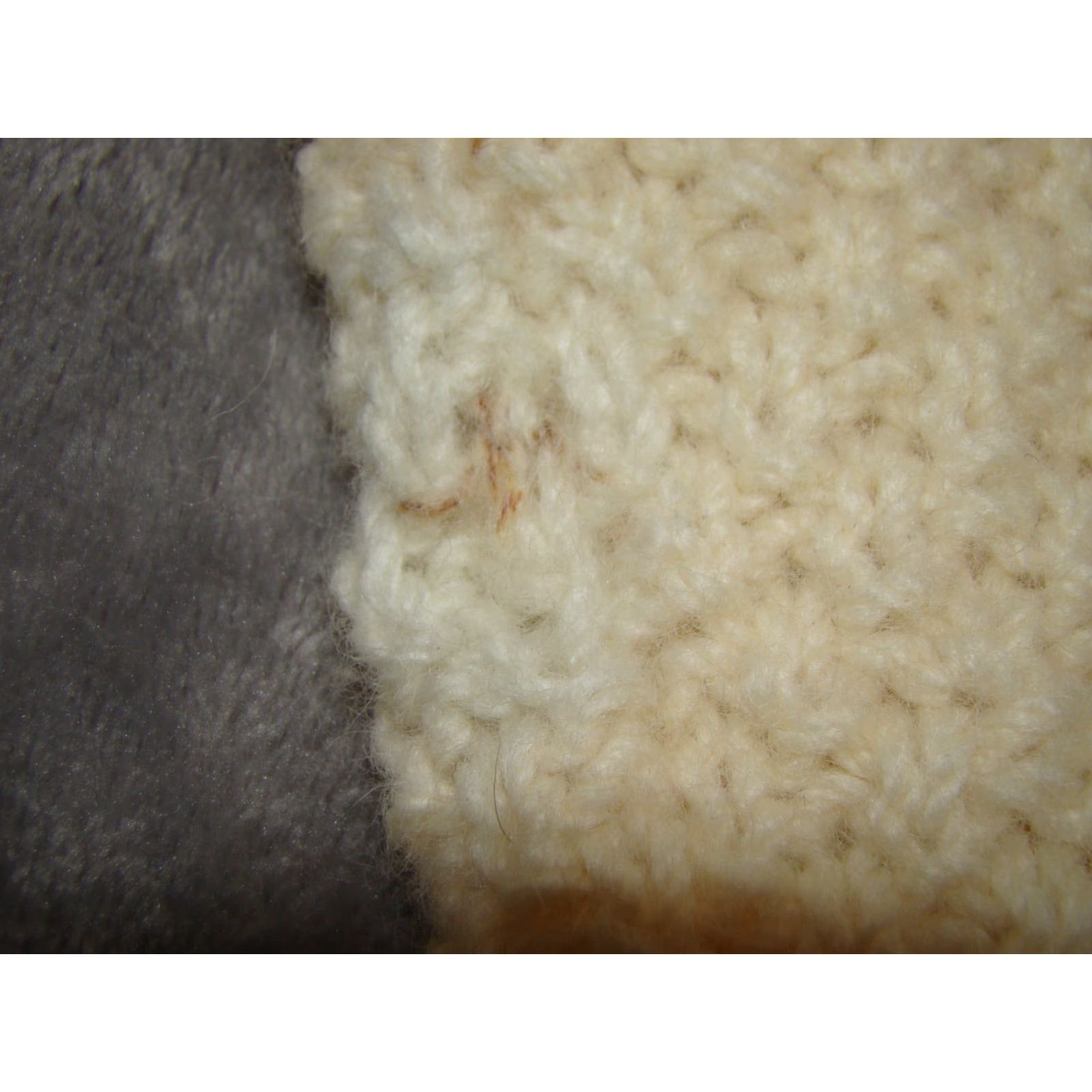 Vintage VINTAGE Aran Sweater Mens 42 Wool Cream Crew Neck Long Sleeve Chunky Knit Hand Knitted Size US XL / EU 56 / 4 - 7 Thumbnail