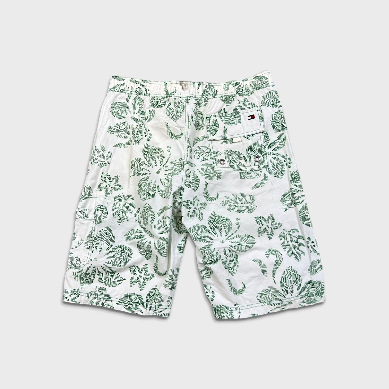 Tommy Hilfiger × Vintage Tommy Hilfiger Shorts Medium Pocketed Lined Swimming Trunks Size US 34 / EU 50 - 5 Thumbnail