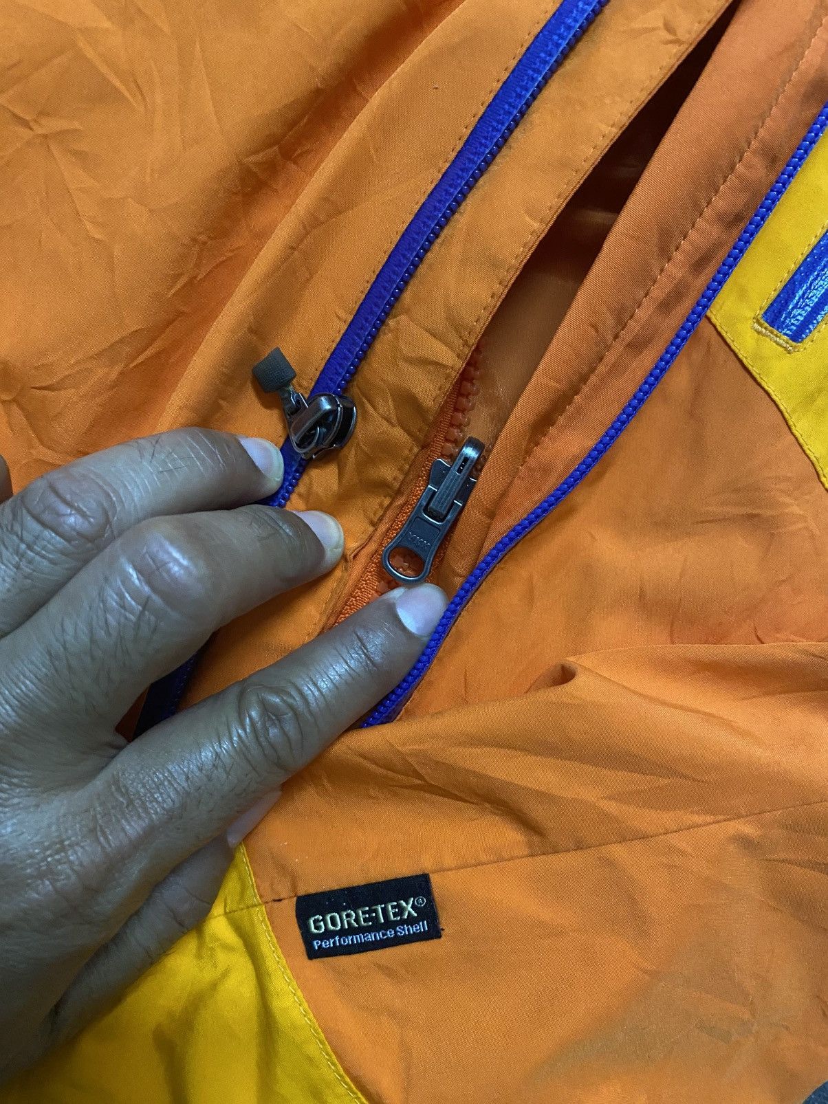 Other Lafuma Gore-Tex Women Hiking Jacket (size 95) Size S / US 4 / IT 40 - 5 Thumbnail