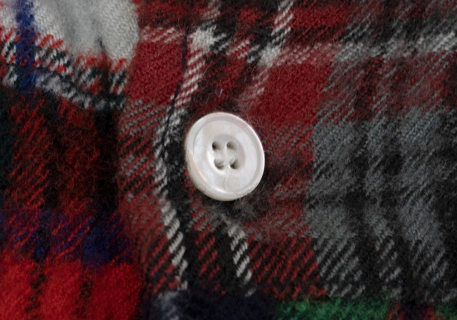 Junya Watanabe Wool Crazy Check Flannel Shirt in Red and Green S Size US S / EU 44-46 / 1 - 4 Thumbnail