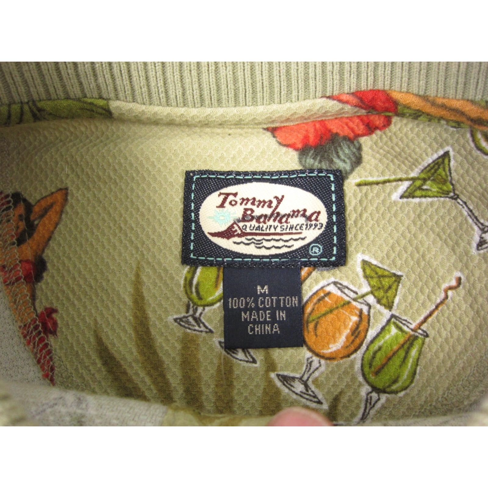 Tommy Bahama VINTAGE Tommy Bahama Polo Shirt Adults Green 90s Hawaiian Graphic Print Cotton Mens M Size Polo Shirt Size US M / EU 48-50 / 2 - 4 Thumbnail