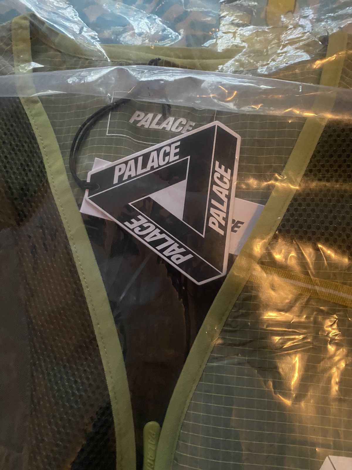 Palace Palace Hydro Vest Lime Size Medium Size US M / EU 48-50 / 2 - 5 Thumbnail