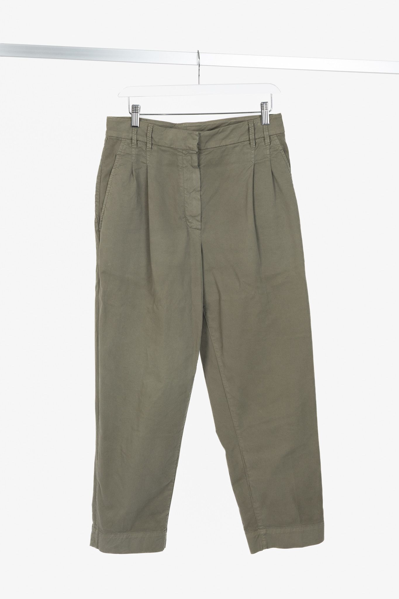 Brunello Cucinelli Brunello Cucinelli AW22 Cotton Monili Pleated Tapered Pants Size 27" / US 4 / IT 40 - 1 Thumbnail