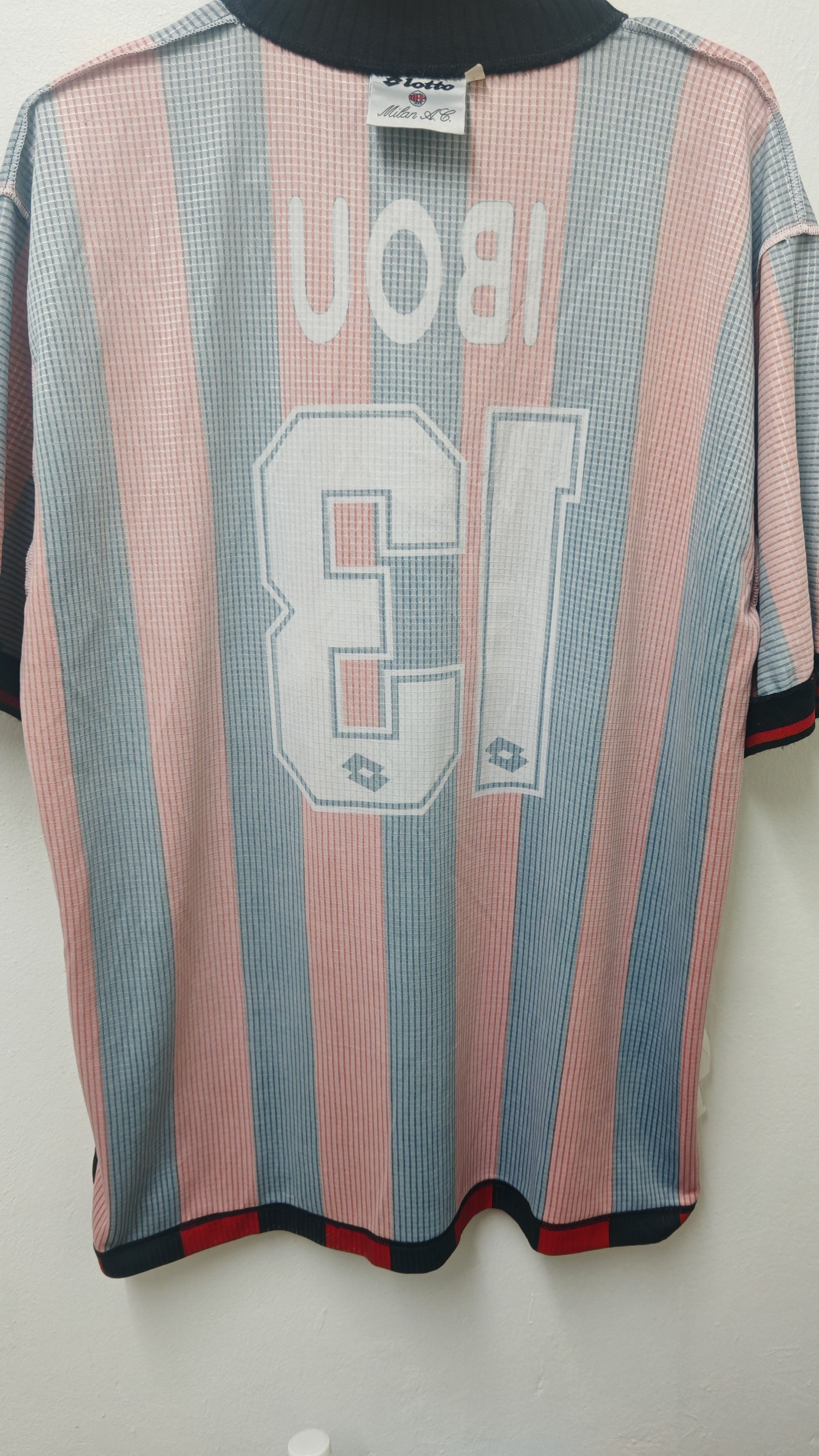 Lotto Sport Vintage Player Issue AC Milan IBOU 13 Jersey Size US L / EU 52-54 / 3 - 15 Thumbnail