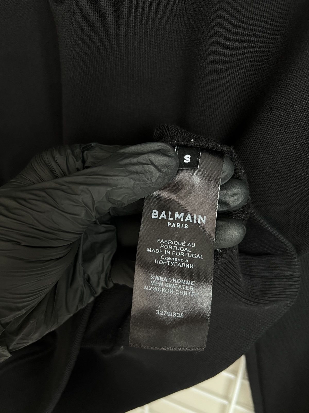 Balmain Balmain Embossed Sweatshirt Mens Size S Black Luxury Sweater Size US S / EU 44-46 / 1 - 11 Thumbnail