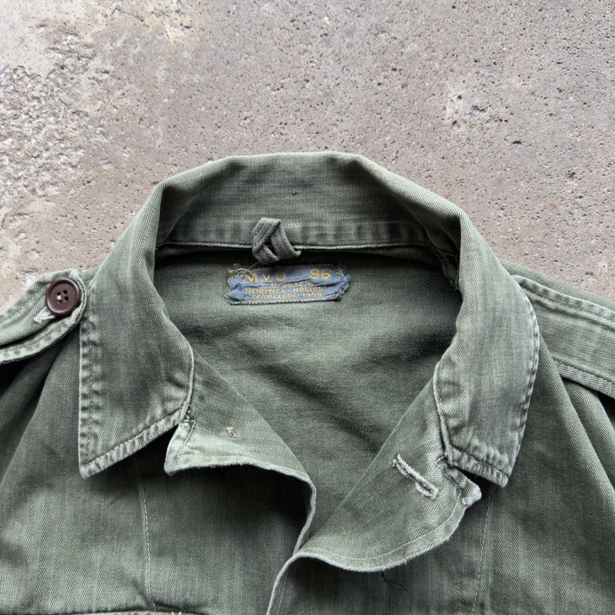 Vintage 60s Faded Thrashed HBT Herringbone Twill Field Fatigue Shirt Size US M / EU 48-50 / 2 - 7 Thumbnail