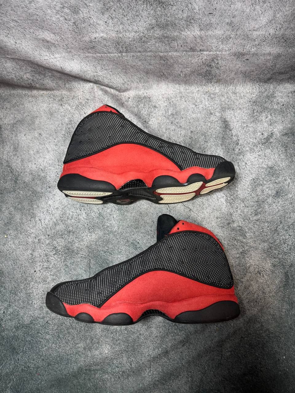 Jordan Brand Size 10.5 | Jordan 13 Bred No Box | Pre-Owned Size US 10.5 / EU 43-44 - 8 Thumbnail