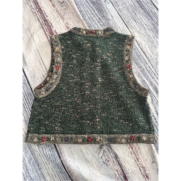 Vintage Vintage St. John’s Bay Green Wool Knit Vest with Floral Embr Size L / US 10 / IT 46 - 4 Thumbnail