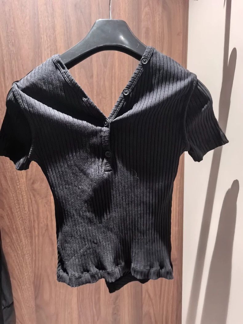 Helmut Lang HELMUT LANG Short sleeve top with irregular black design Size XS / US 0-2 / IT 36-38 - 3 Thumbnail