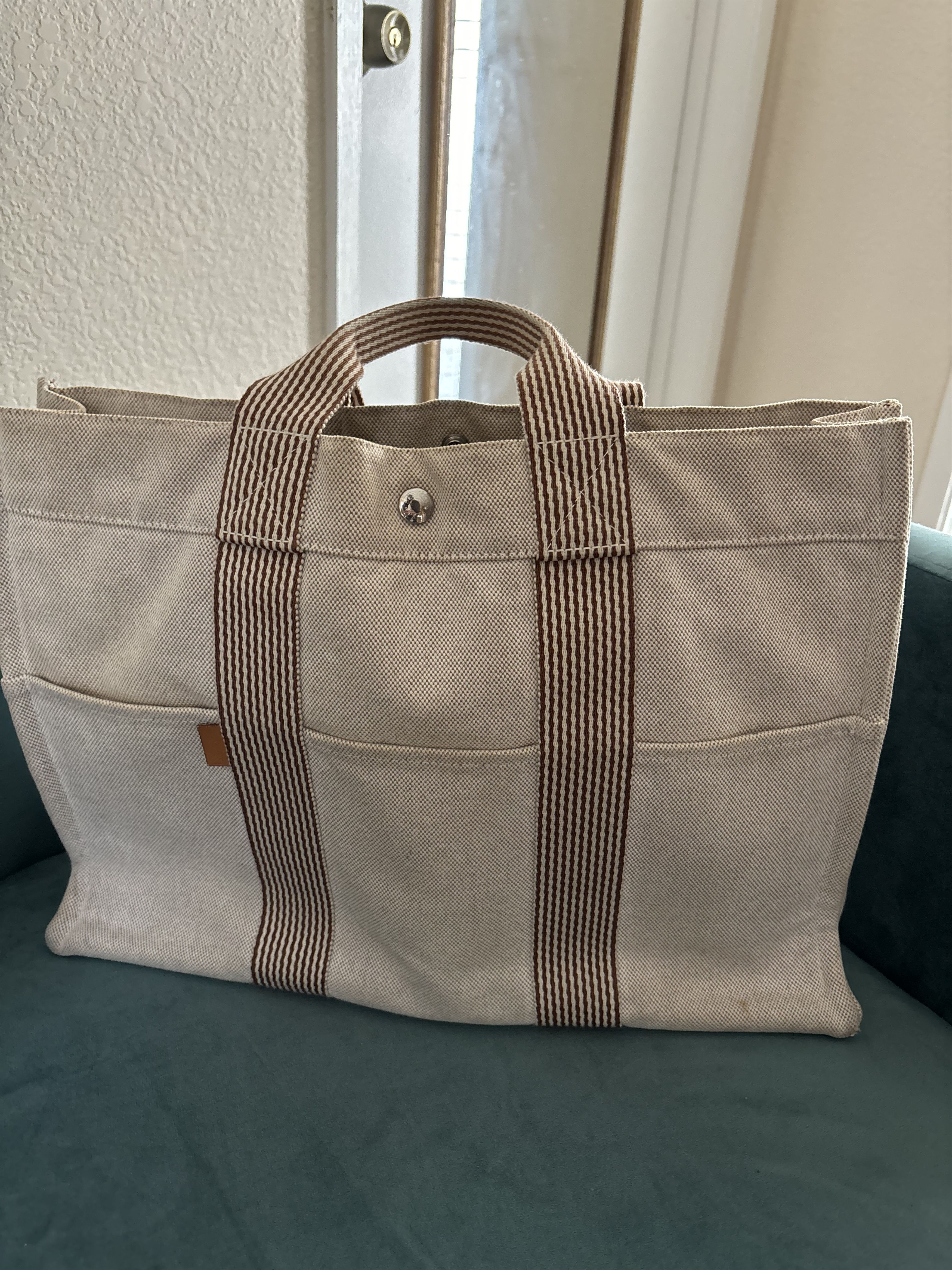 image of Hermes Canvas Tote in Tan/Beige/Grey, Women's