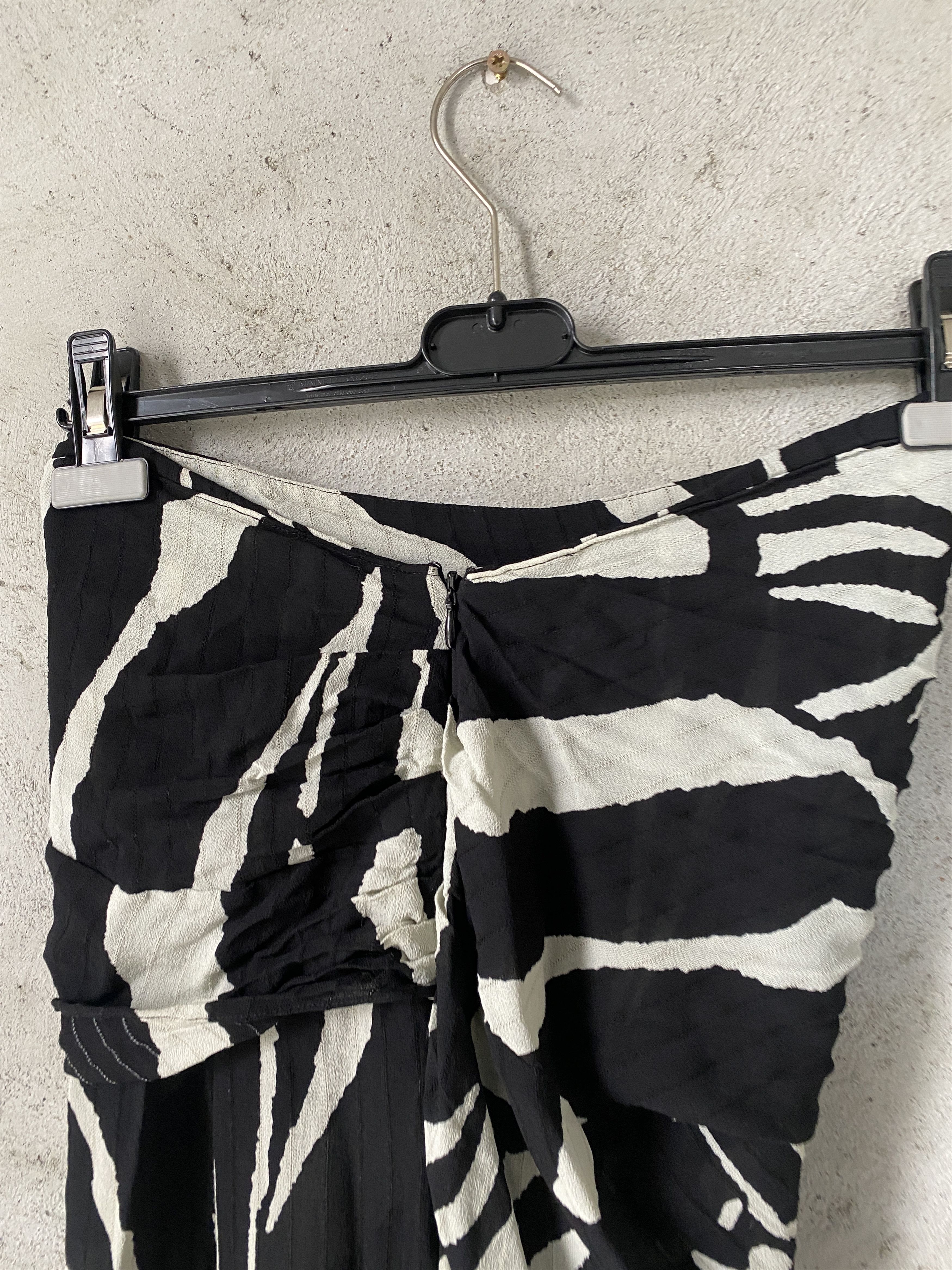 H&M H&M Studio SS2019 viscose skirt printed Size 27" / US 4 / IT 40 - 4 Thumbnail