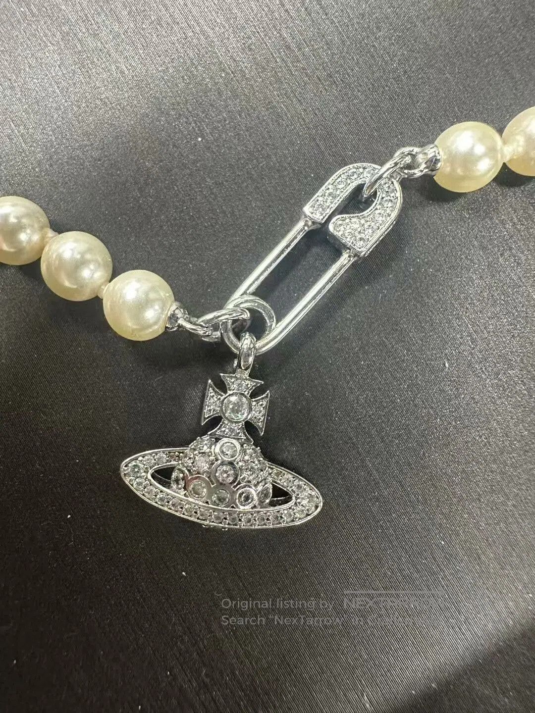 Vivienne Westwood Vivienne Westwood Saturn Pearl Necklace. Size ONE SIZE - 2 Thumbnail