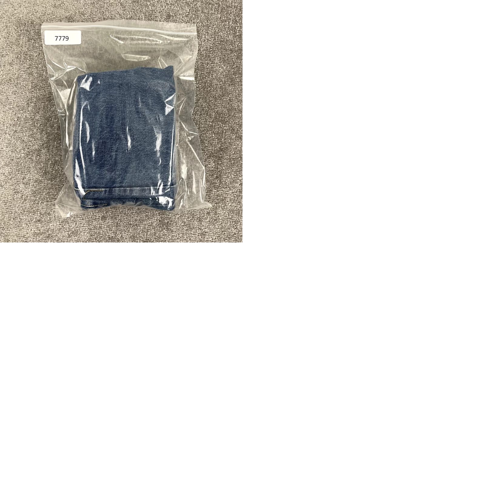 Guess VINTAGE GUESS GEORGES MARCIANO Jeans Womens 28 x 28 Blue Denim Button Fly 90s Size 28" / US 6 / IT 42 - 9 Thumbnail