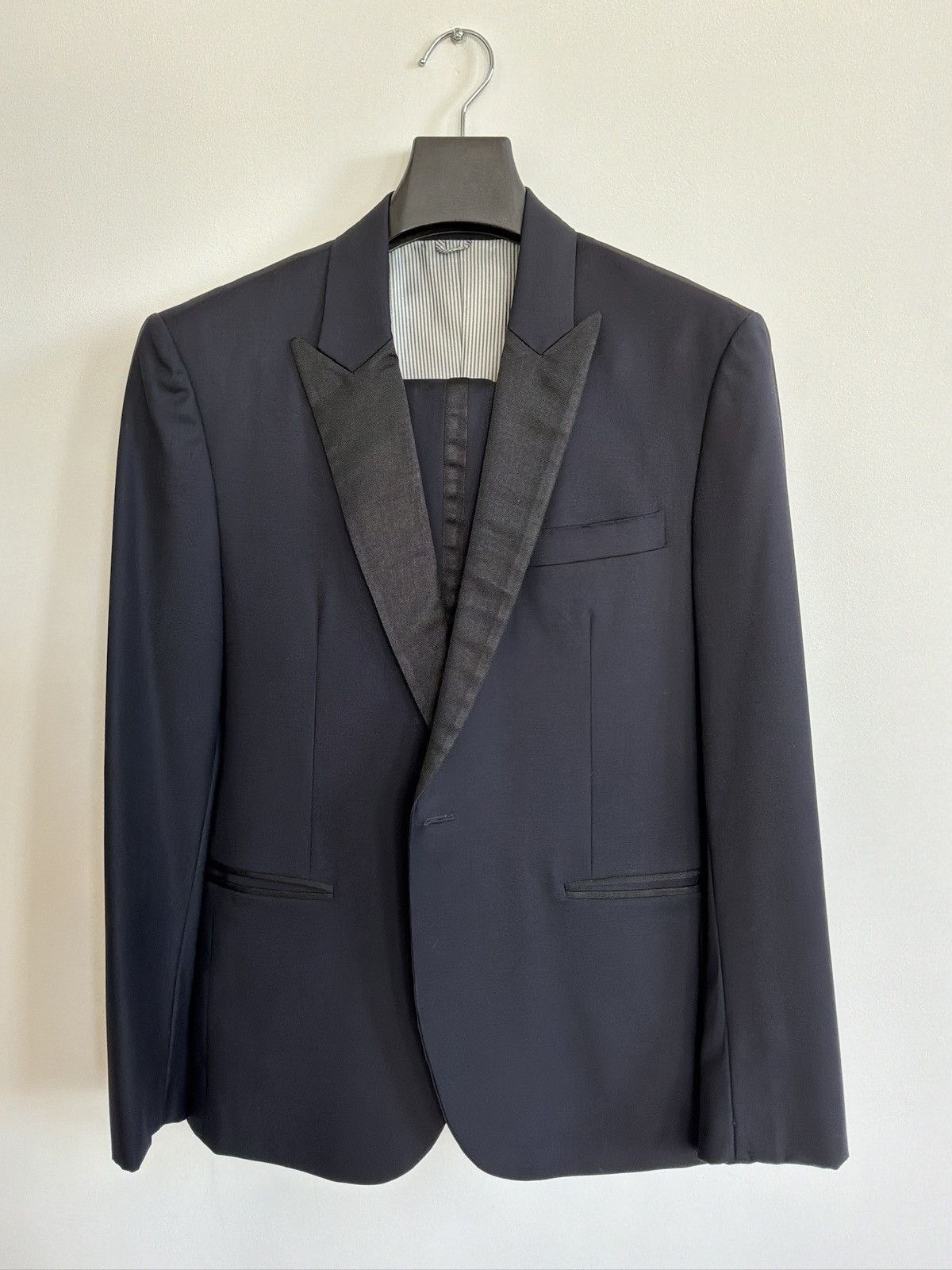 Brooklyn Tailors Brooklyn Tailors Navy Italian Wool and Silk Tuxedo Size 40 Size 40R - 1 Thumbnail