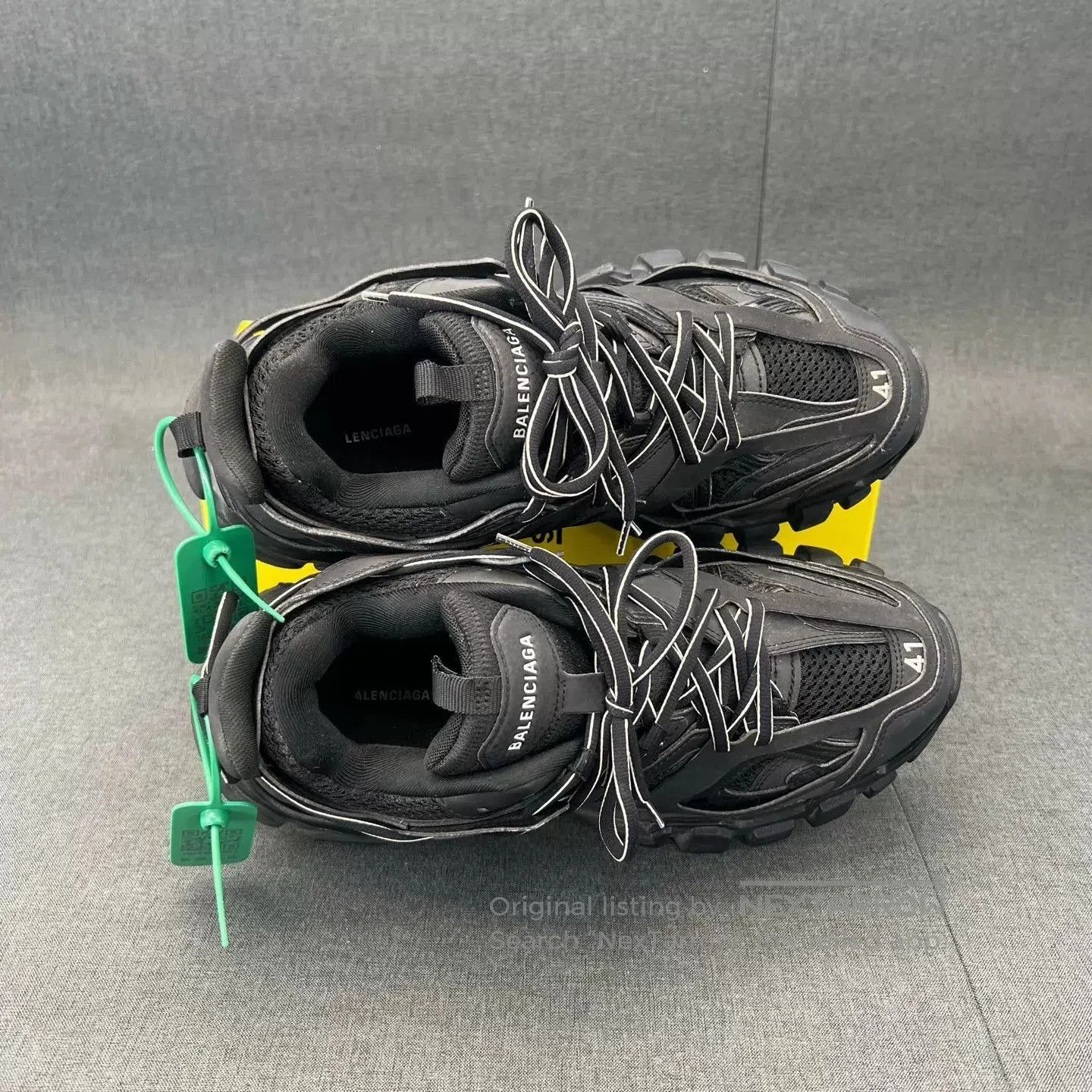 Balenciaga Black Low-Top Sneakers Size 8. Size US 8 / EU 41 - 8 Thumbnail