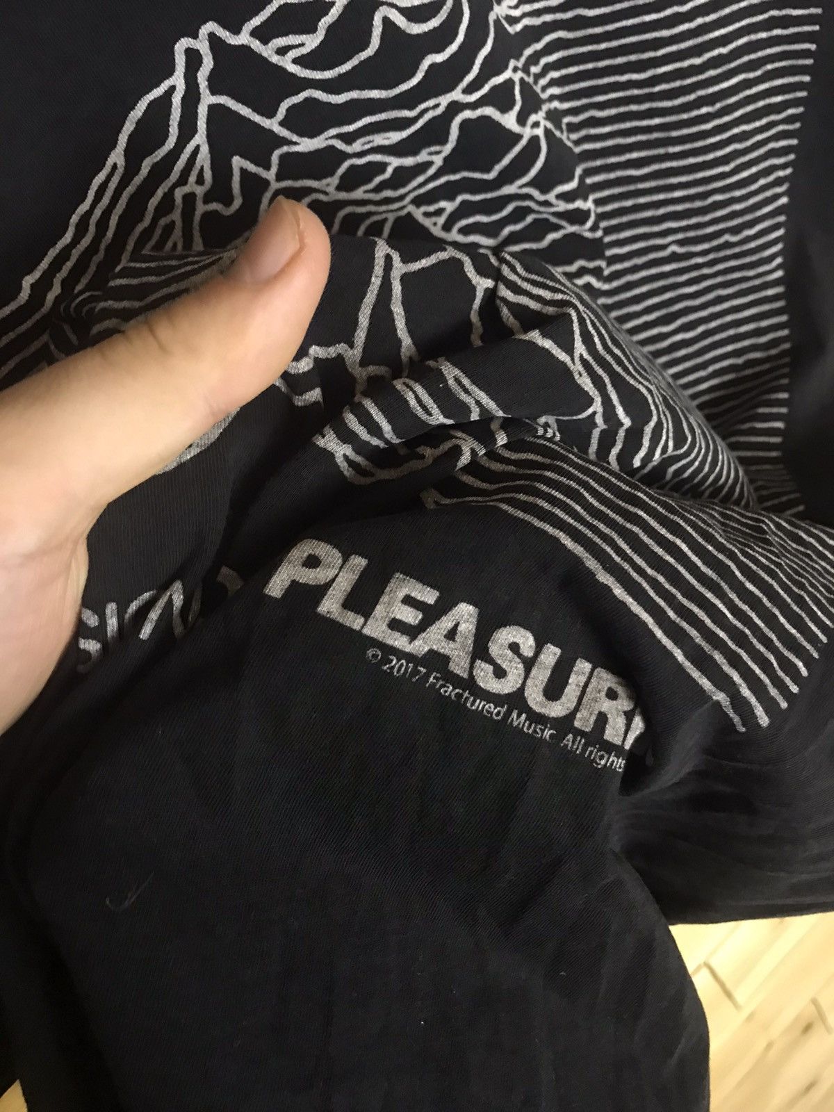 Band Tees Joy Division unknown pleasure band t-shirt Size US M / EU 48-50 / 2 - 4 Thumbnail