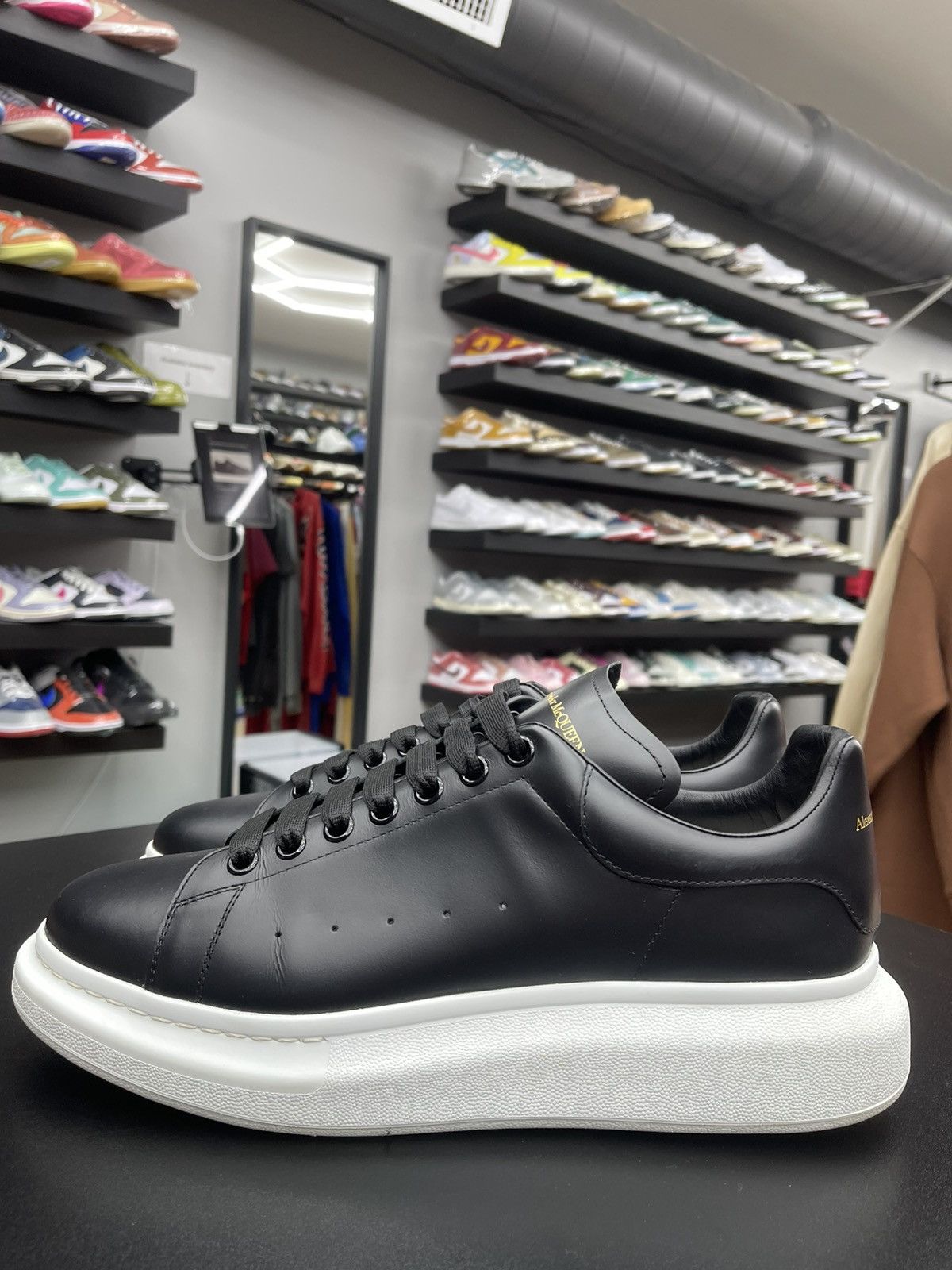 Alexander McQueen Size 13US/46EU - Alexander McQueen Oversized Black Size US 13 / EU 46 - 1 Thumbnail