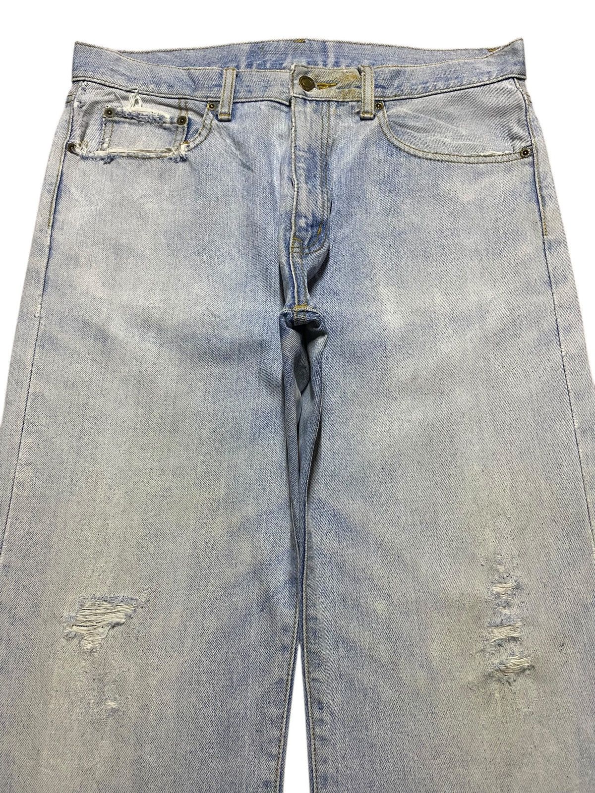 Japanese Brand Vintage Japanese Brand Light Wash Distressed Loose Jeans Size US 34 / EU 50 - 3 Thumbnail