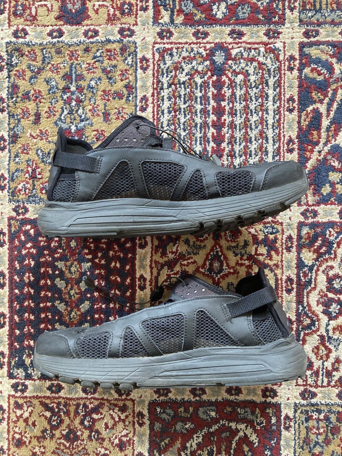 Salomon Salomon Techsonic Black Leather Sandal Size US 9 / EU 42 - 2 Thumbnail