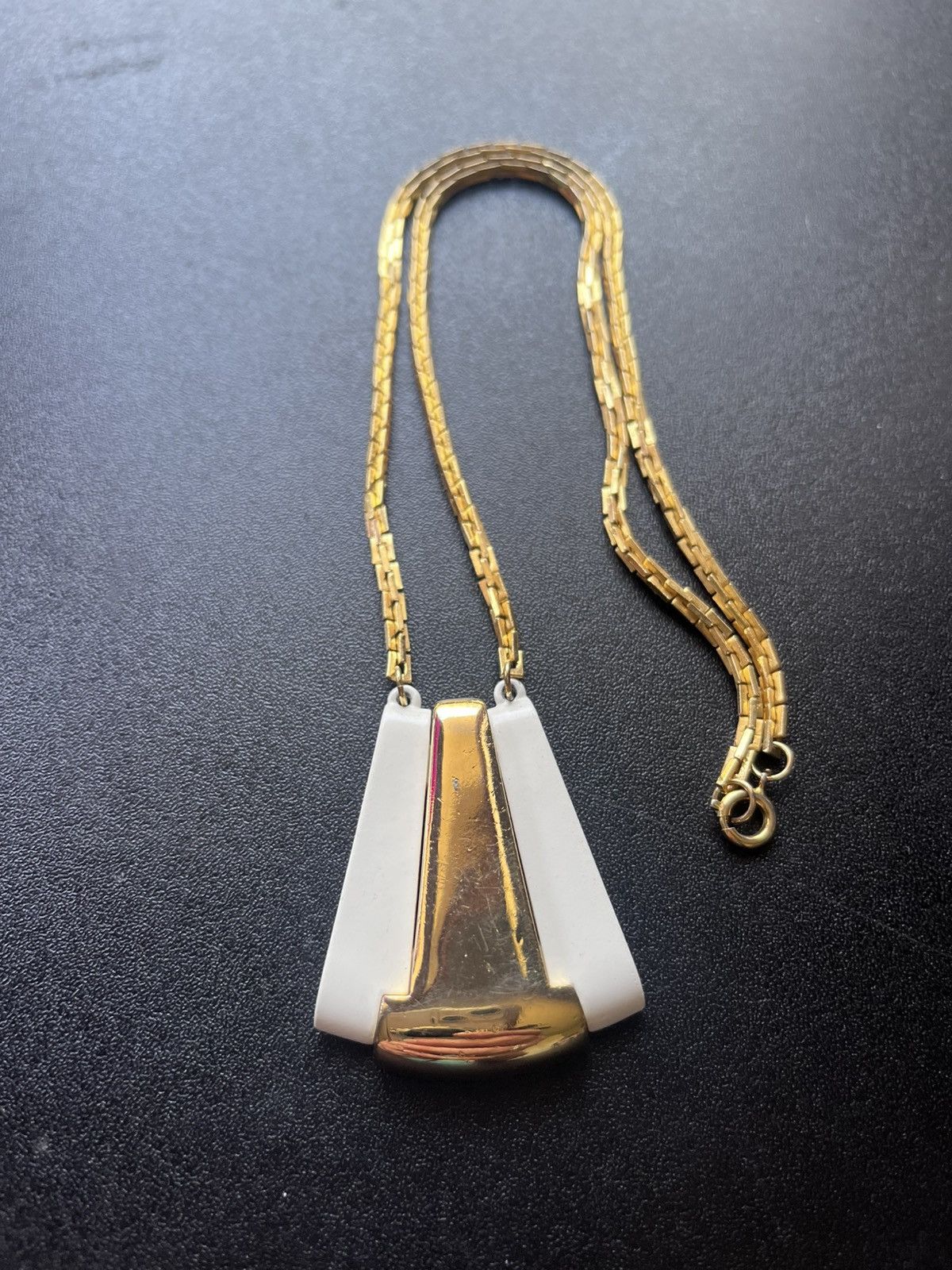 Other Vintage 1980s Modernist Geometric Shield Pendant Necklace Size ONE SIZE - 1 Thumbnail