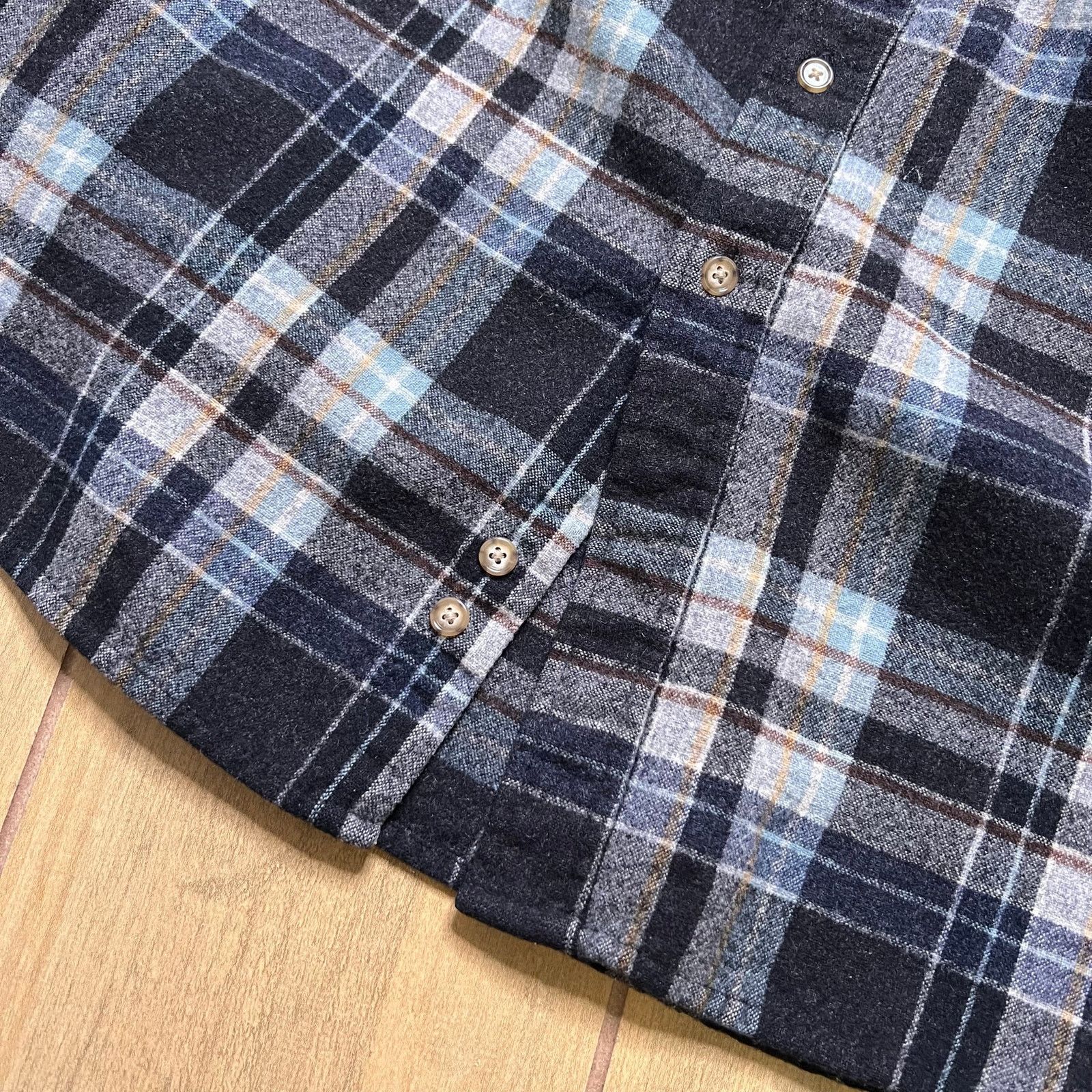 Pendleton Vintage Pendleton Wool Flannel Shirt XL Plaid Elbow Patch Size US XL / EU 56 / 4 - 14 Thumbnail