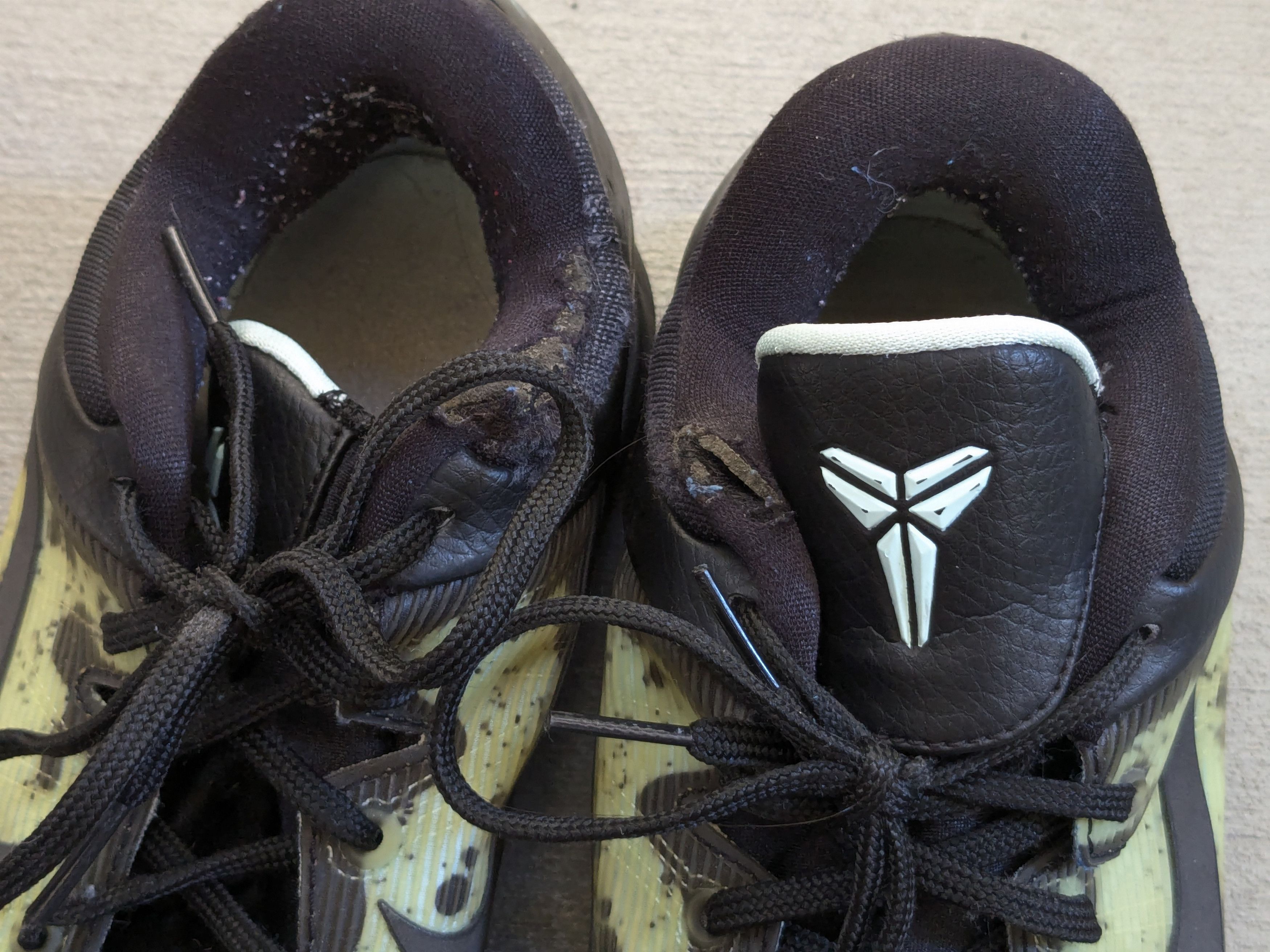 Nike NIKE KOBE VII 7 Men 10.5 Poison Dart Frog 488371-300 Size US 10.5 / EU 43-44 - 3 Thumbnail