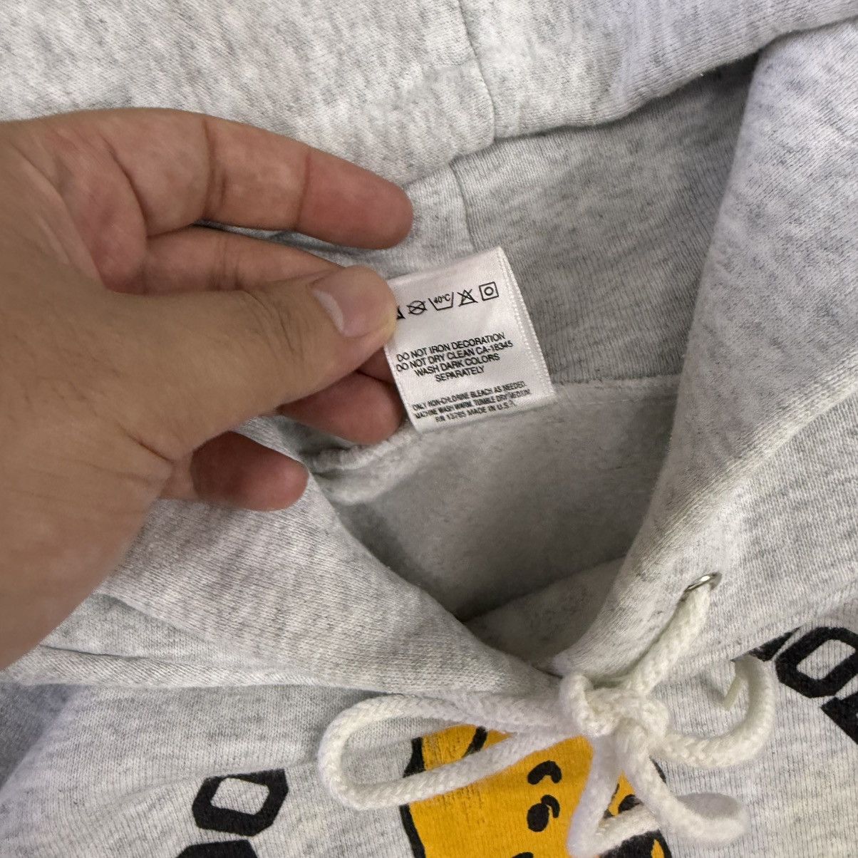 Disney × Fruit Of The Loom × Vintage Vintage 90’s Winnie The Pooh FDA Say No/Yes To Drugs Size US L / EU 52-54 / 3 - 7 Thumbnail